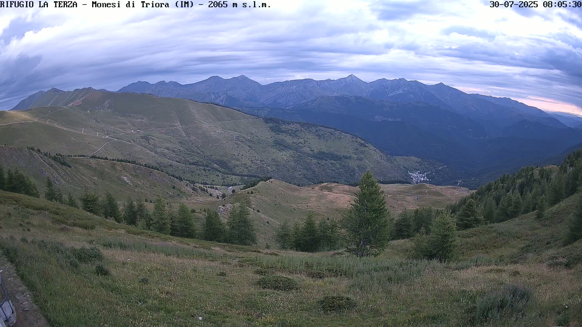 Triora, Parco Naturale Alpi Liguri ( Ligurian Alps Natural Park) Panaromic Live Cam - Imperia, Liguria, Italy