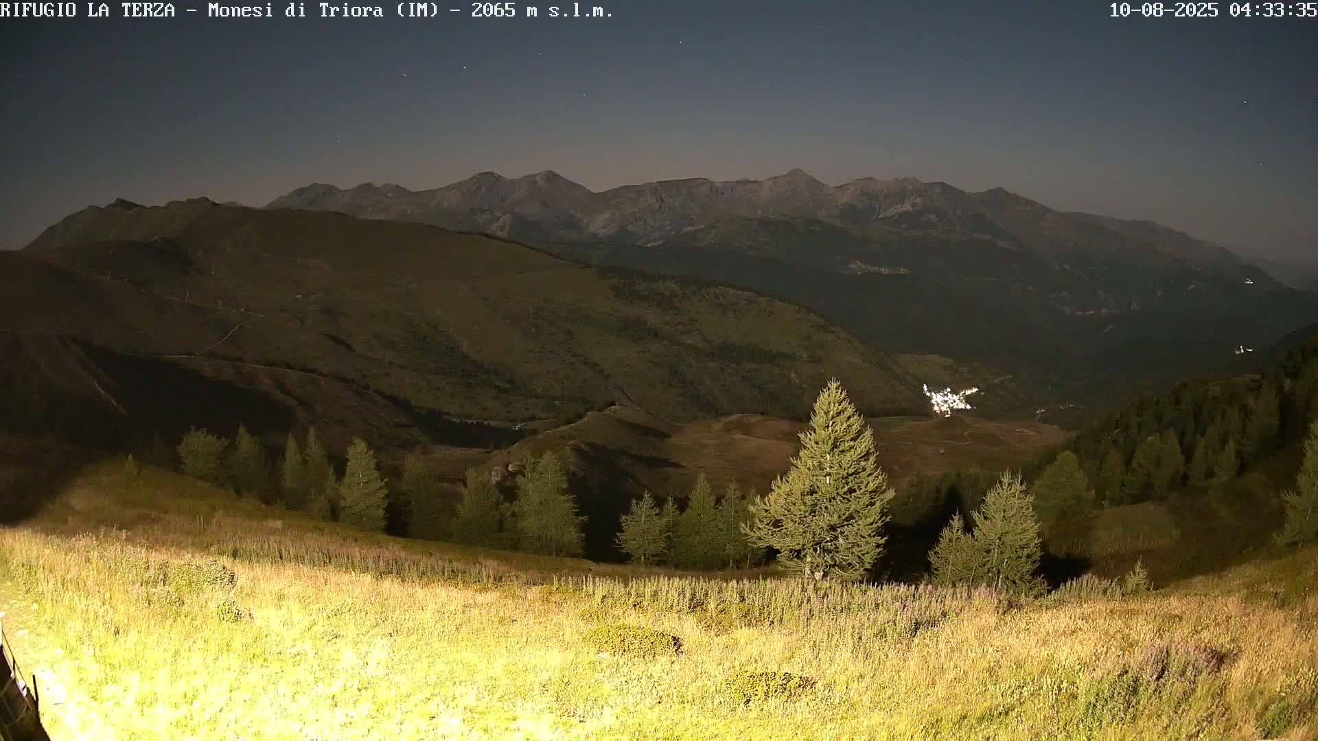 Triora, Parco Naturale Alpi Liguri ( Ligurian Alps Natural Park) Panaromic Live Cam - Imperia, Liguria, Italy