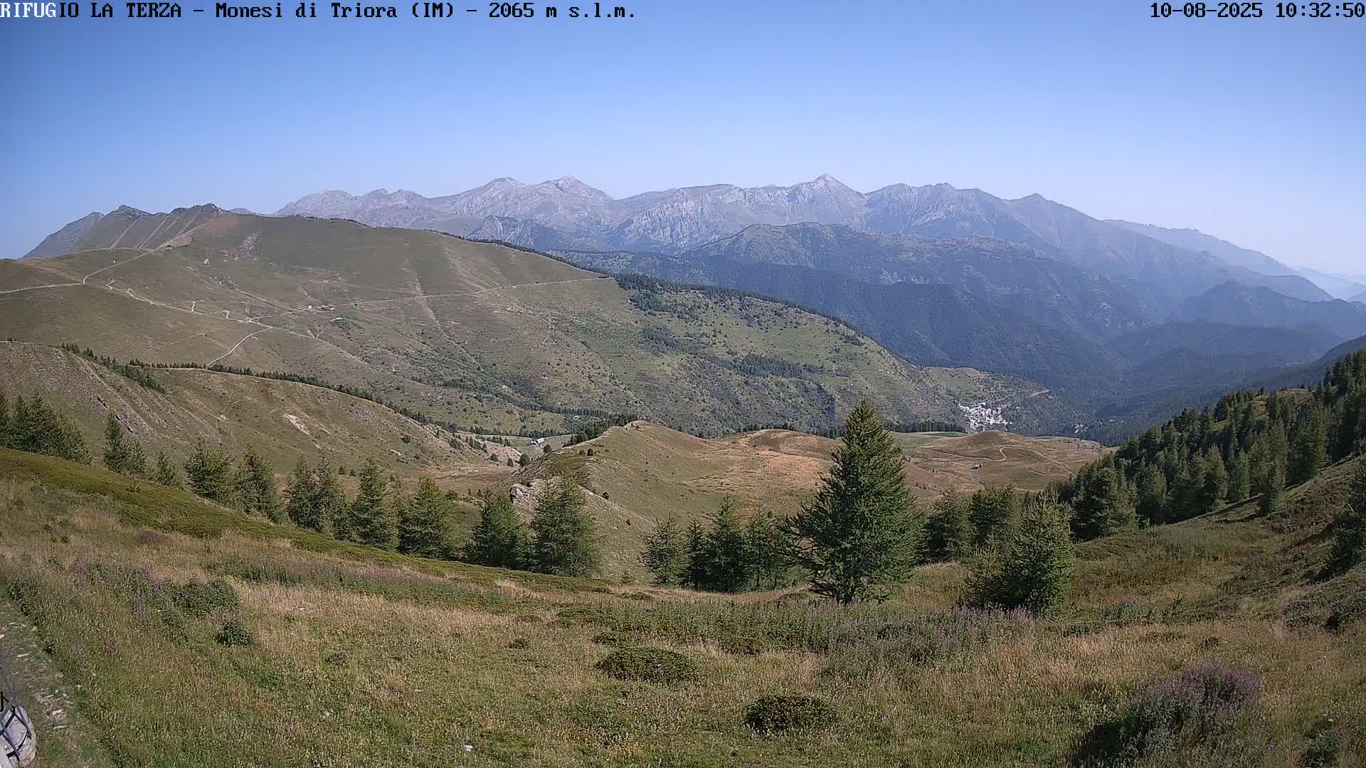 Triora, Parco Naturale Alpi Liguri ( Ligurian Alps Natural Park) Panaromic Live Cam - Imperia, Liguria, Italy