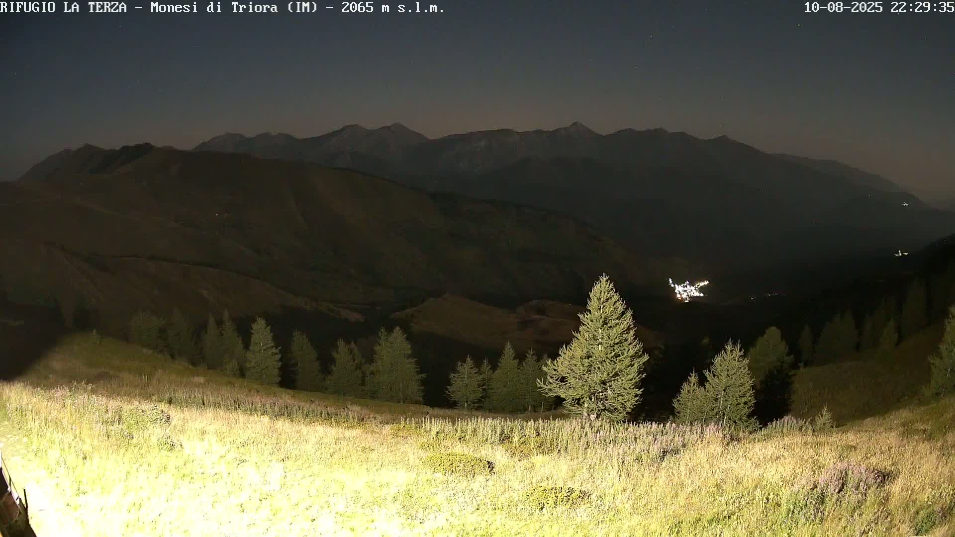 Triora, Parco Naturale Alpi Liguri ( Ligurian Alps Natural Park) Panaromic Live Cam - Imperia, Liguria, Italy