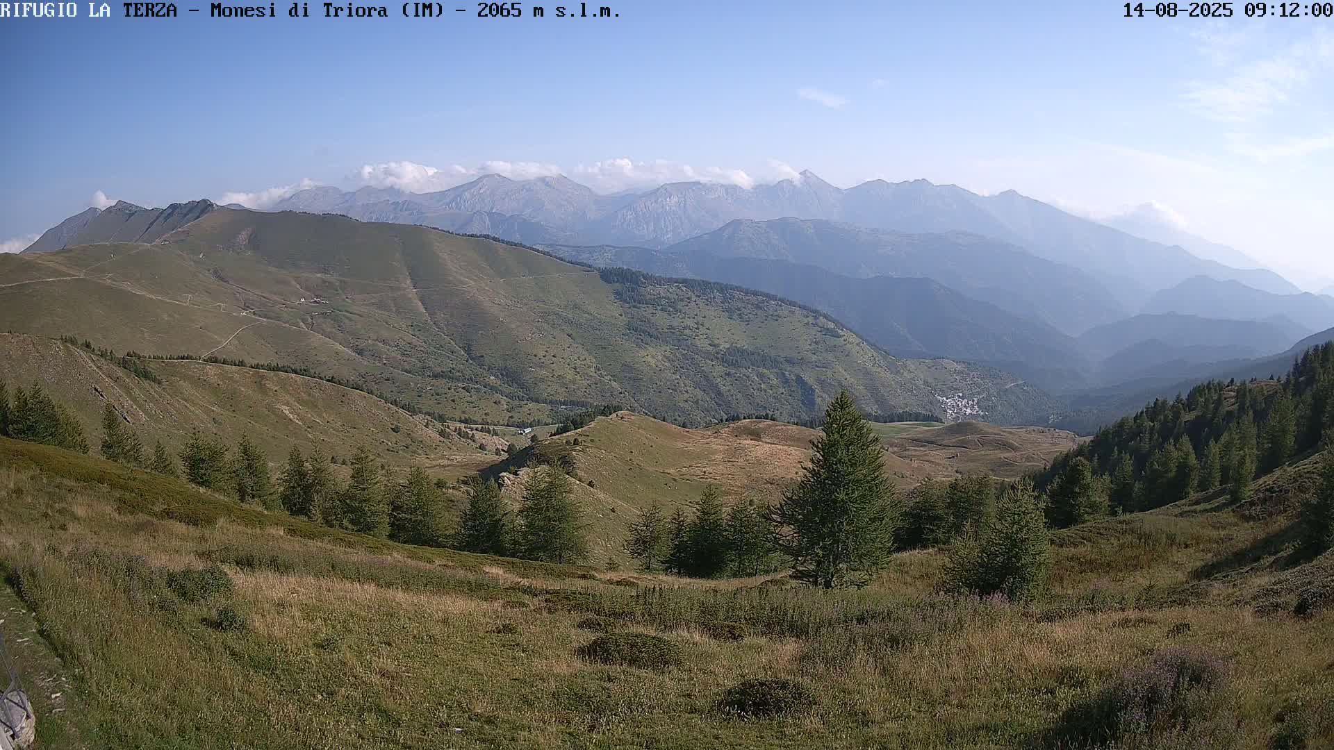 Triora, Parco Naturale Alpi Liguri ( Ligurian Alps Natural Park) Panaromic Live Cam - Imperia, Liguria, Italy