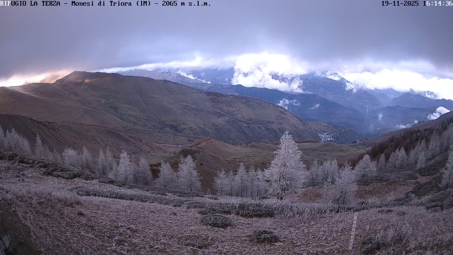 Triora, Parco Naturale Alpi Liguri ( Ligurian Alps Natural Park) Panaromic Live Cam - Imperia, Liguria, Italy
