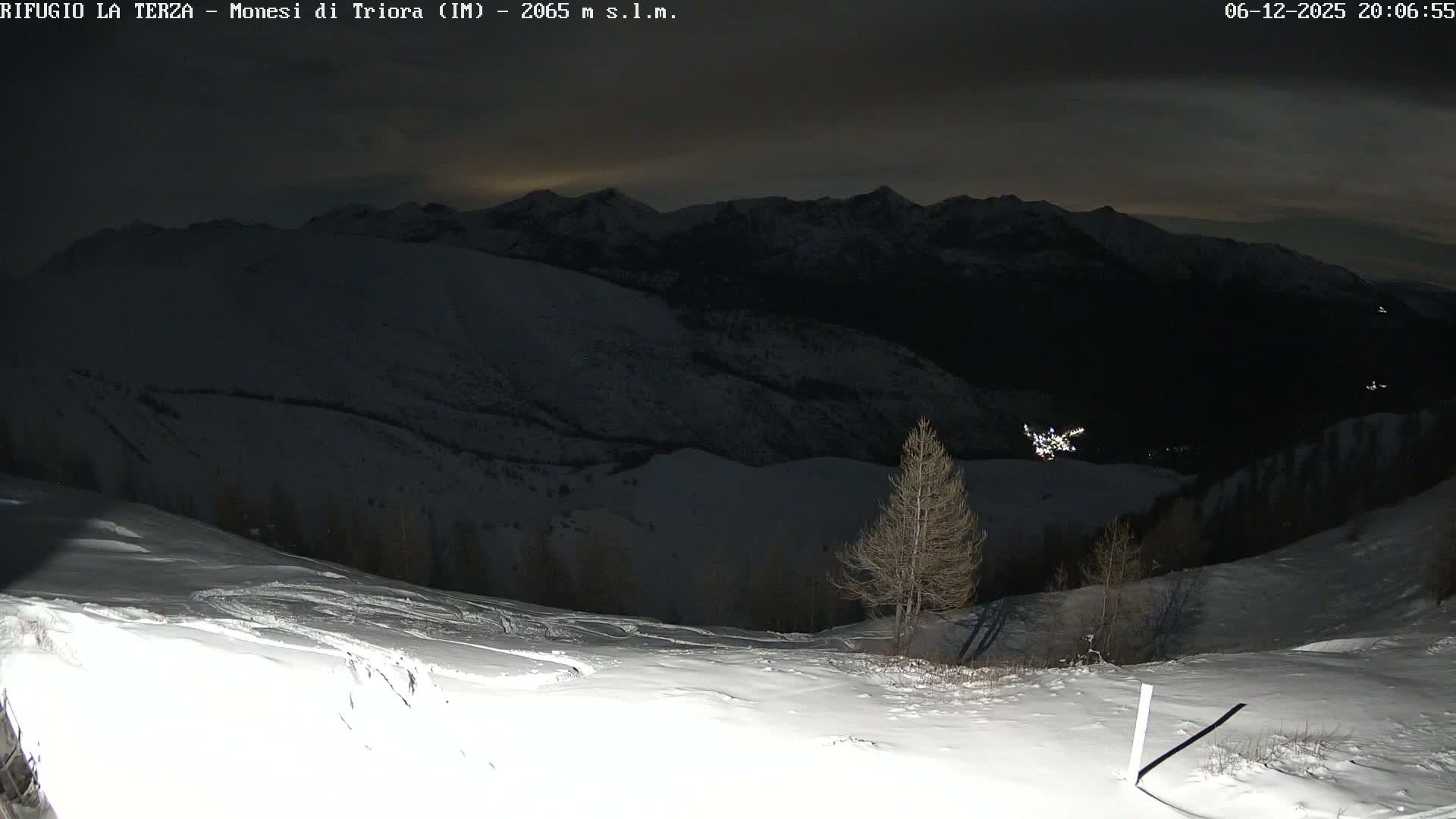 Triora, Parco Naturale Alpi Liguri ( Ligurian Alps Natural Park) Panaromic Live Cam - Imperia, Liguria, Italy