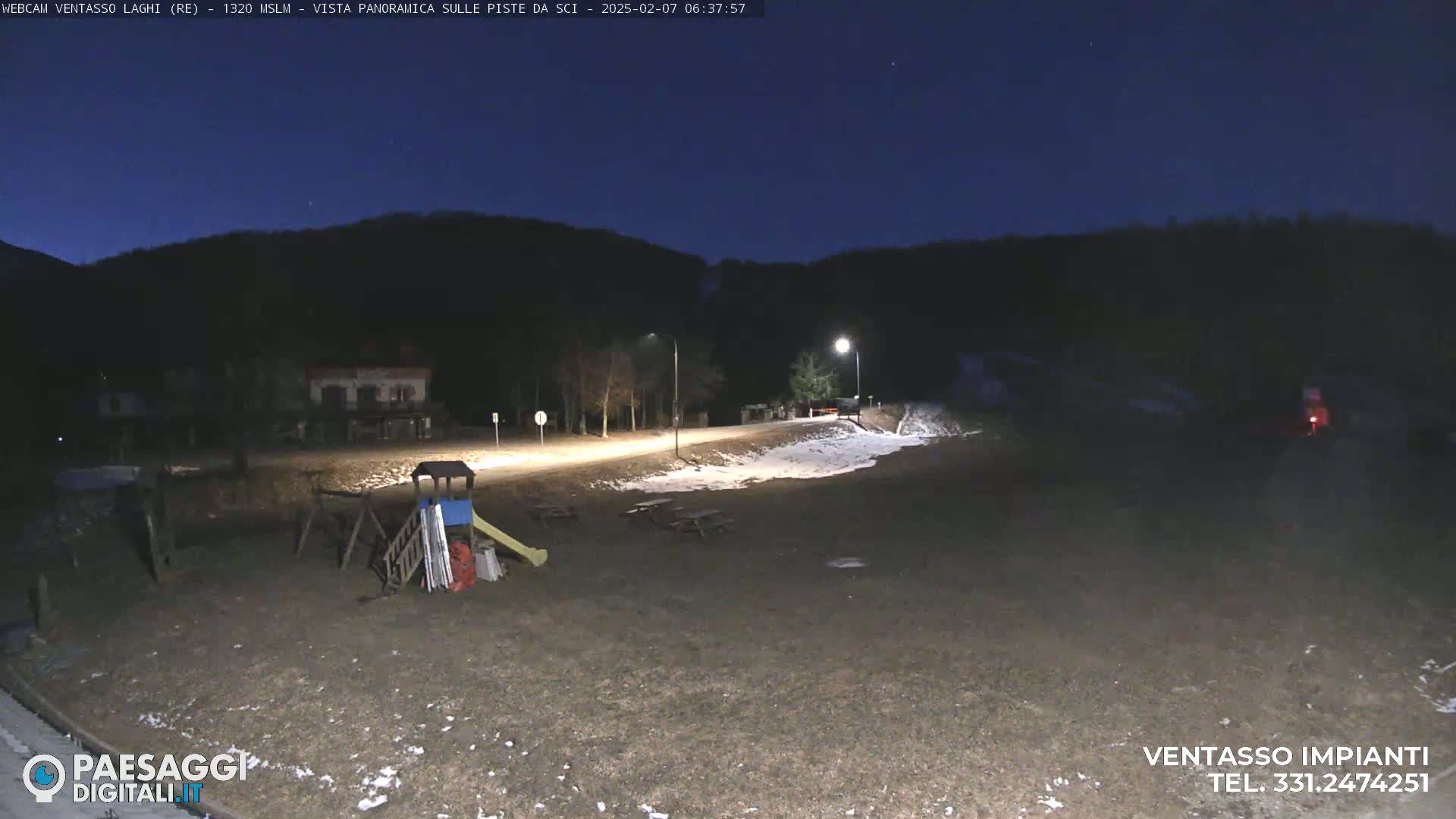 Mount Ventasso & Laghi (Lakes) Ski Slopes Live Cam - Reggio Emilia, Emilia-Romagna, Italy