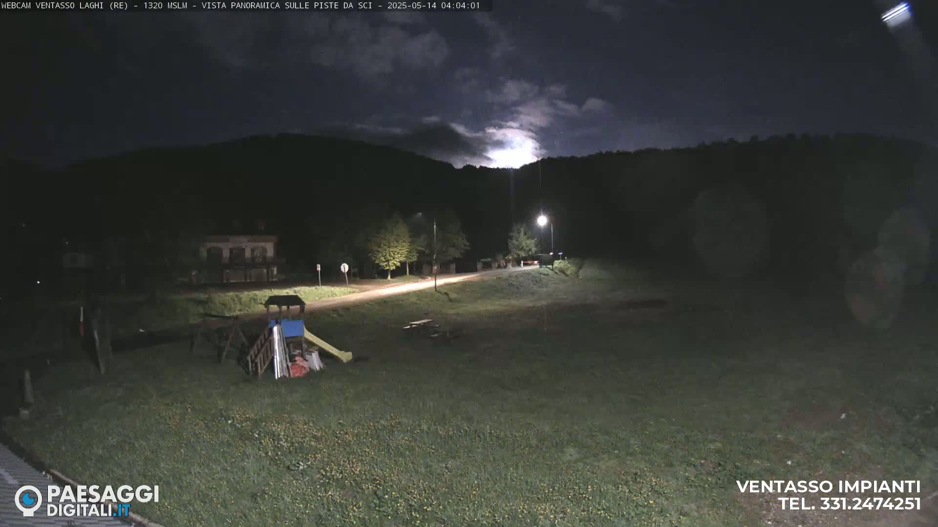 Mount Ventasso & Laghi (Lakes) Ski Slopes Live Cam - Reggio Emilia, Emilia-Romagna, Italy