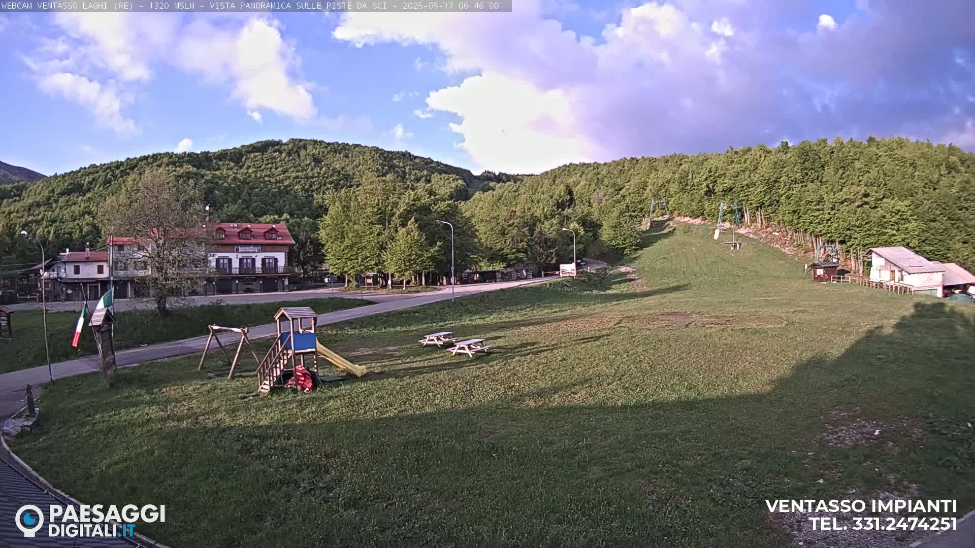 Mount Ventasso & Laghi (Lakes) Ski Slopes Live Cam - Reggio Emilia, Emilia-Romagna, Italy
