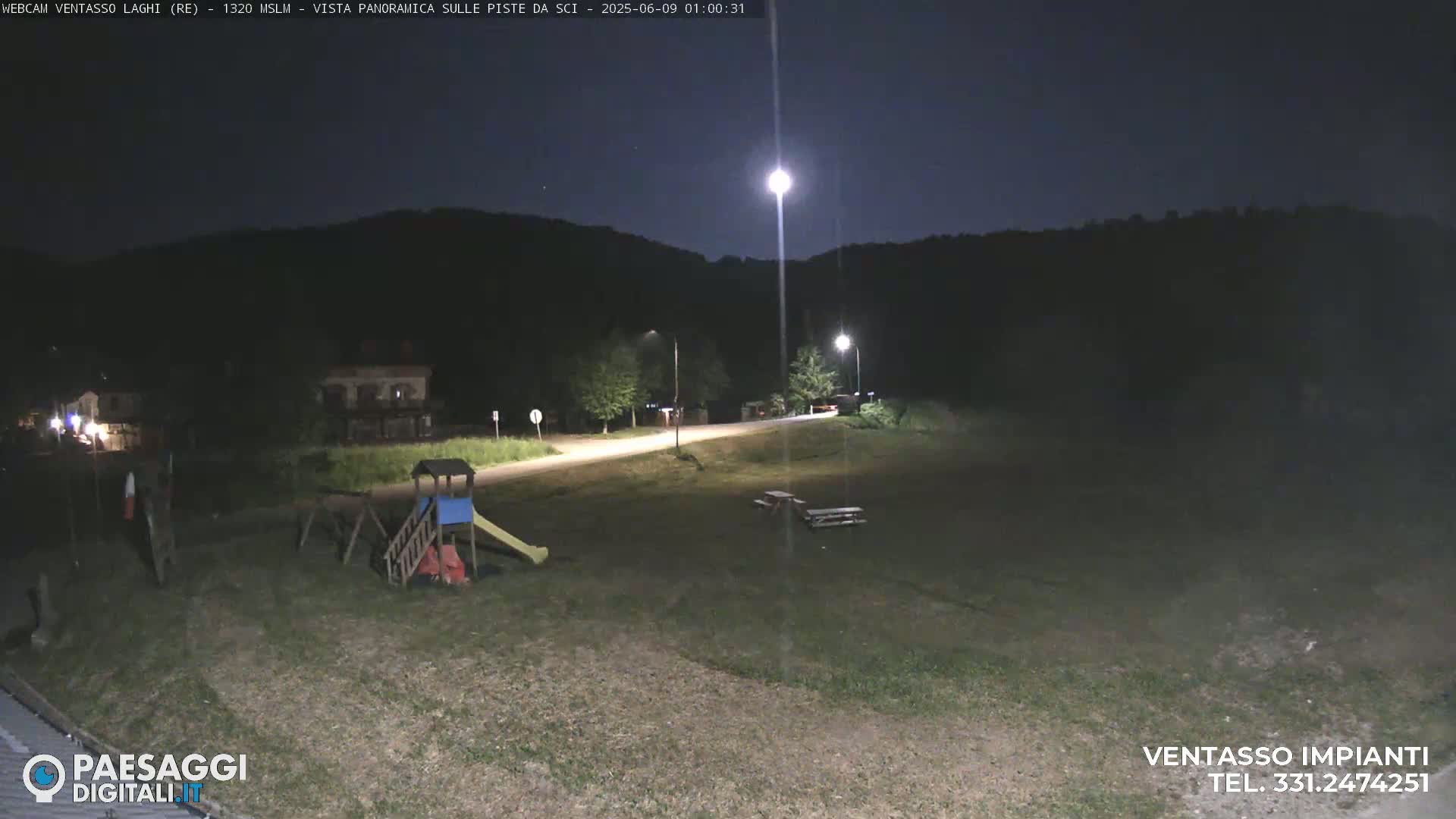 Mount Ventasso & Laghi (Lakes) Ski Slopes Live Cam - Reggio Emilia, Emilia-Romagna, Italy