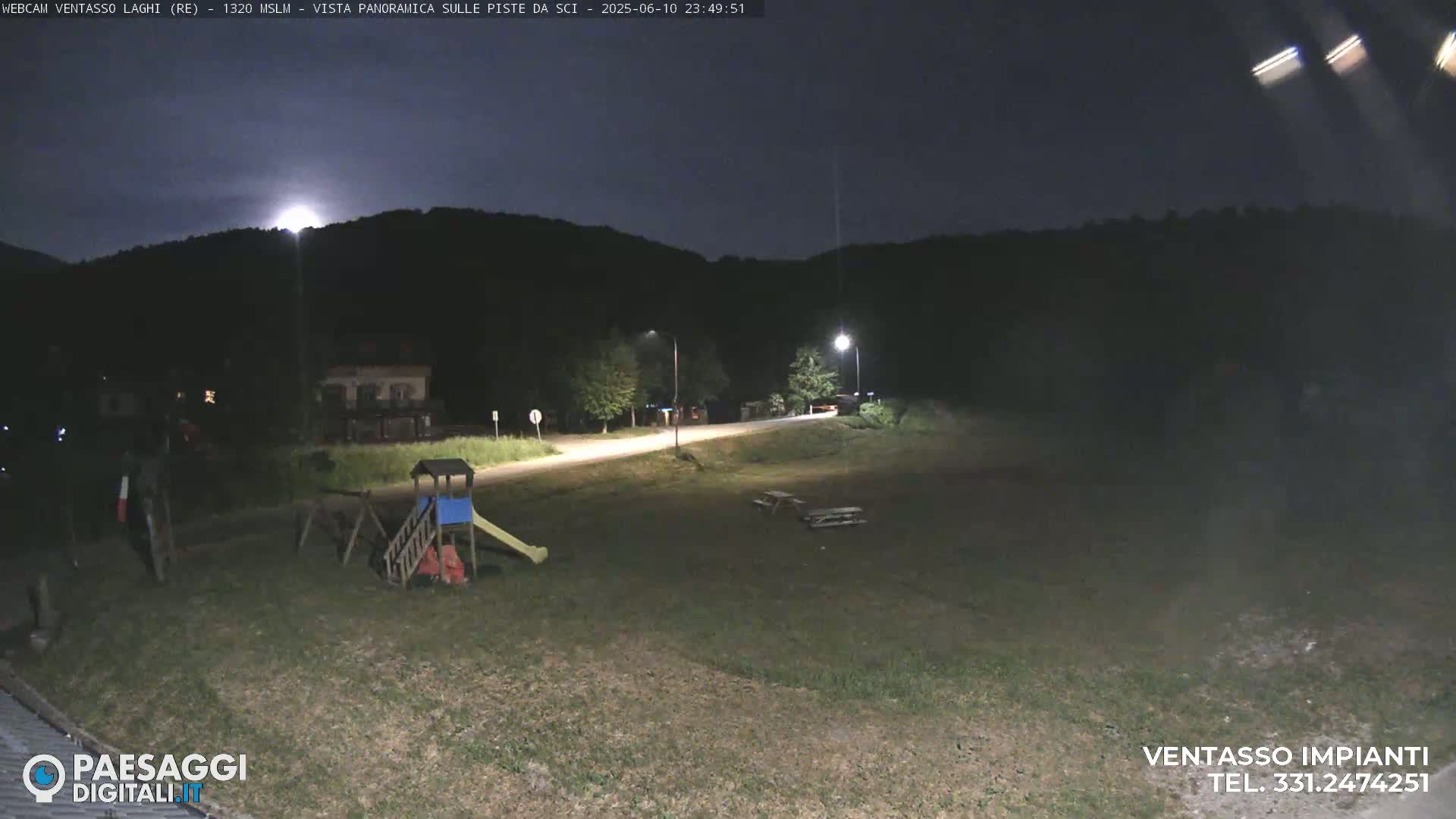 Mount Ventasso & Laghi (Lakes) Ski Slopes Live Cam - Reggio Emilia, Emilia-Romagna, Italy