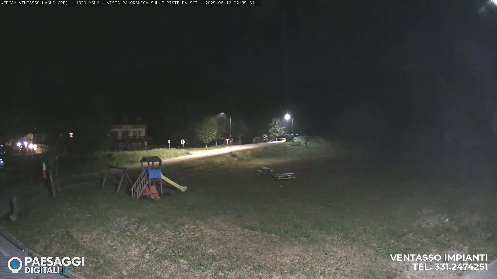 Mount Ventasso & Laghi (Lakes) Ski Slopes Live Cam - Reggio Emilia, Emilia-Romagna, Italy
