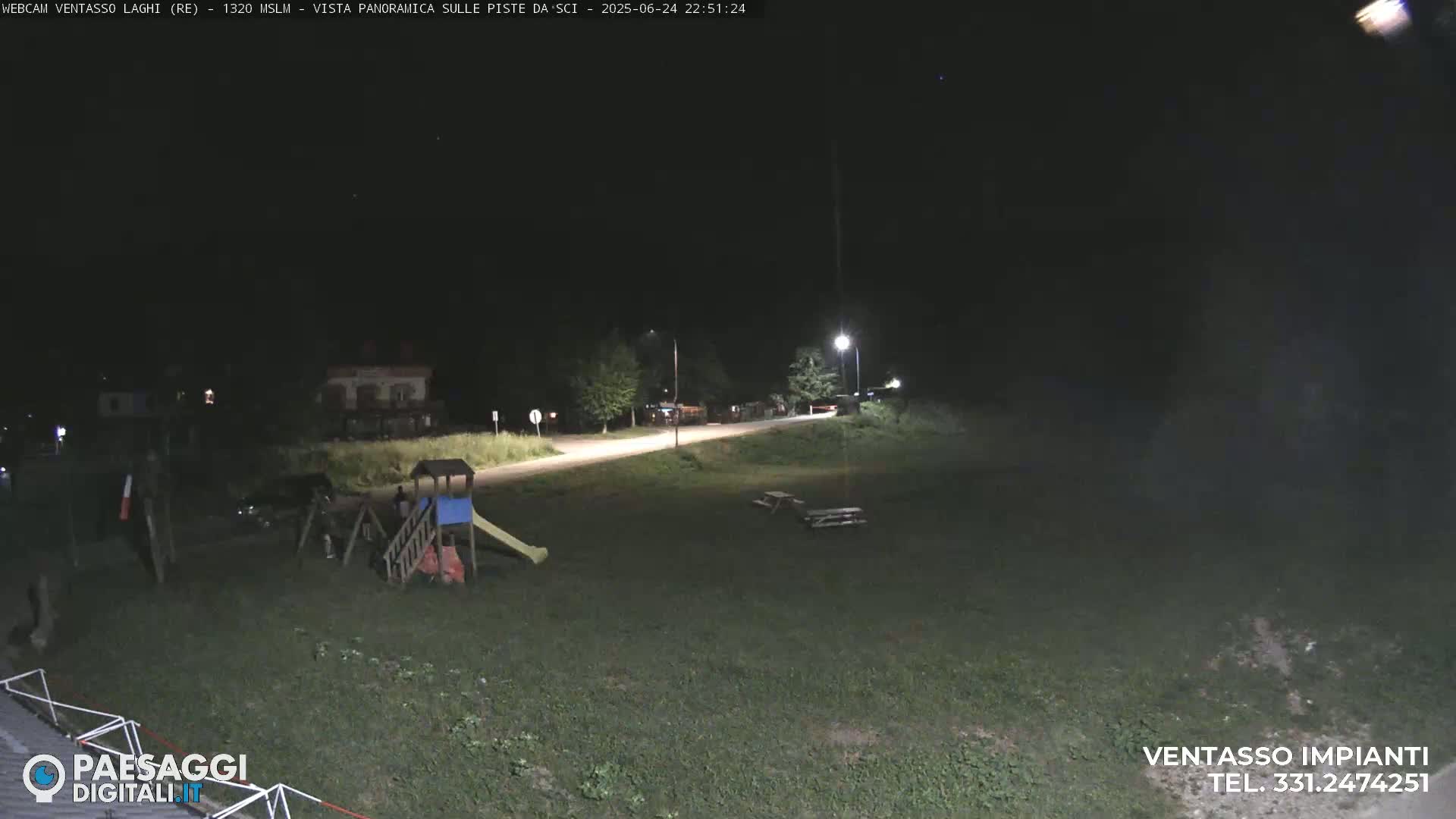 Mount Ventasso & Laghi (Lakes) Ski Slopes Live Cam - Reggio Emilia, Emilia-Romagna, Italy