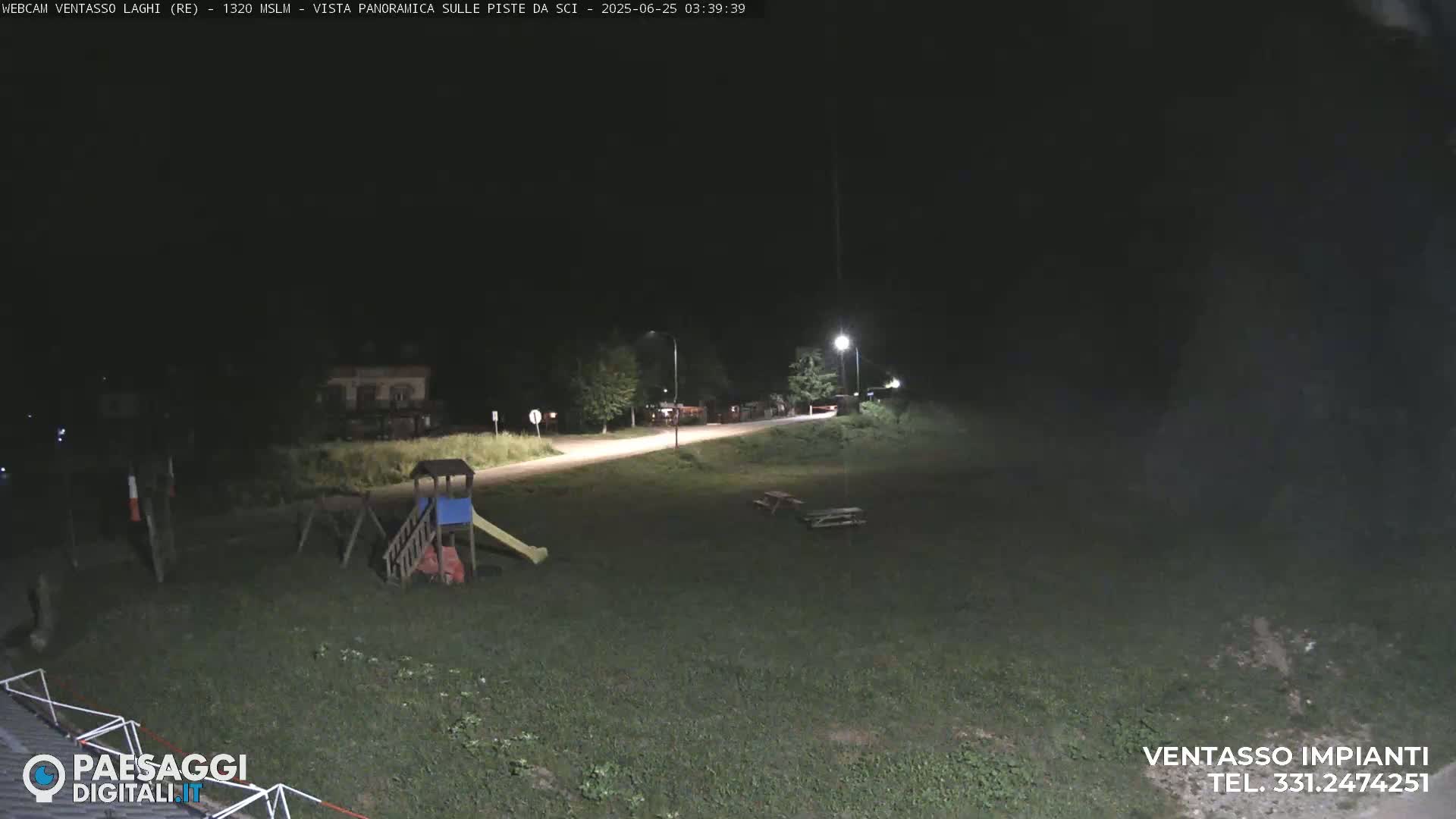 Mount Ventasso & Laghi (Lakes) Ski Slopes Live Cam - Reggio Emilia, Emilia-Romagna, Italy