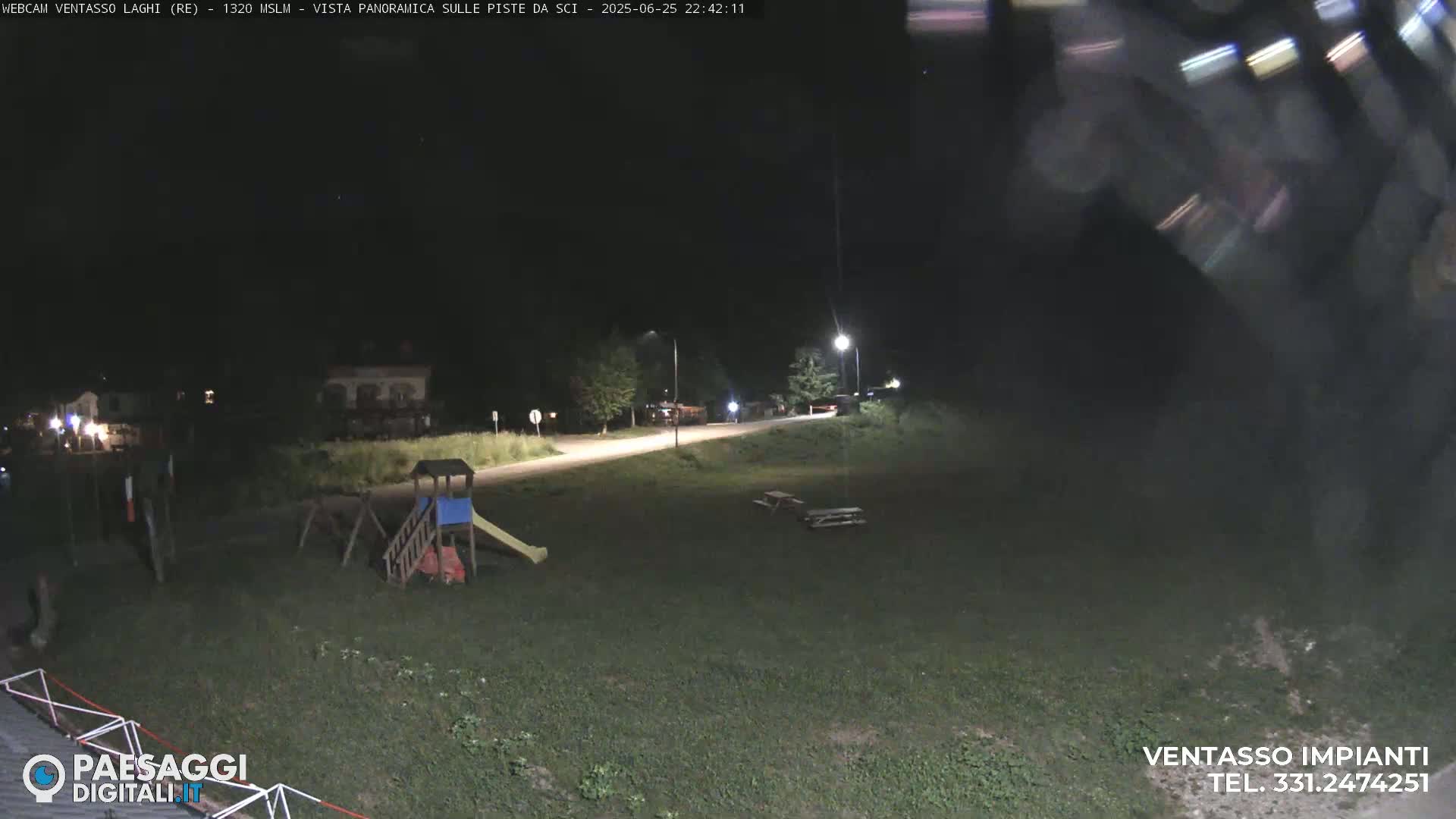 Mount Ventasso & Laghi (Lakes) Ski Slopes Live Cam - Reggio Emilia, Emilia-Romagna, Italy