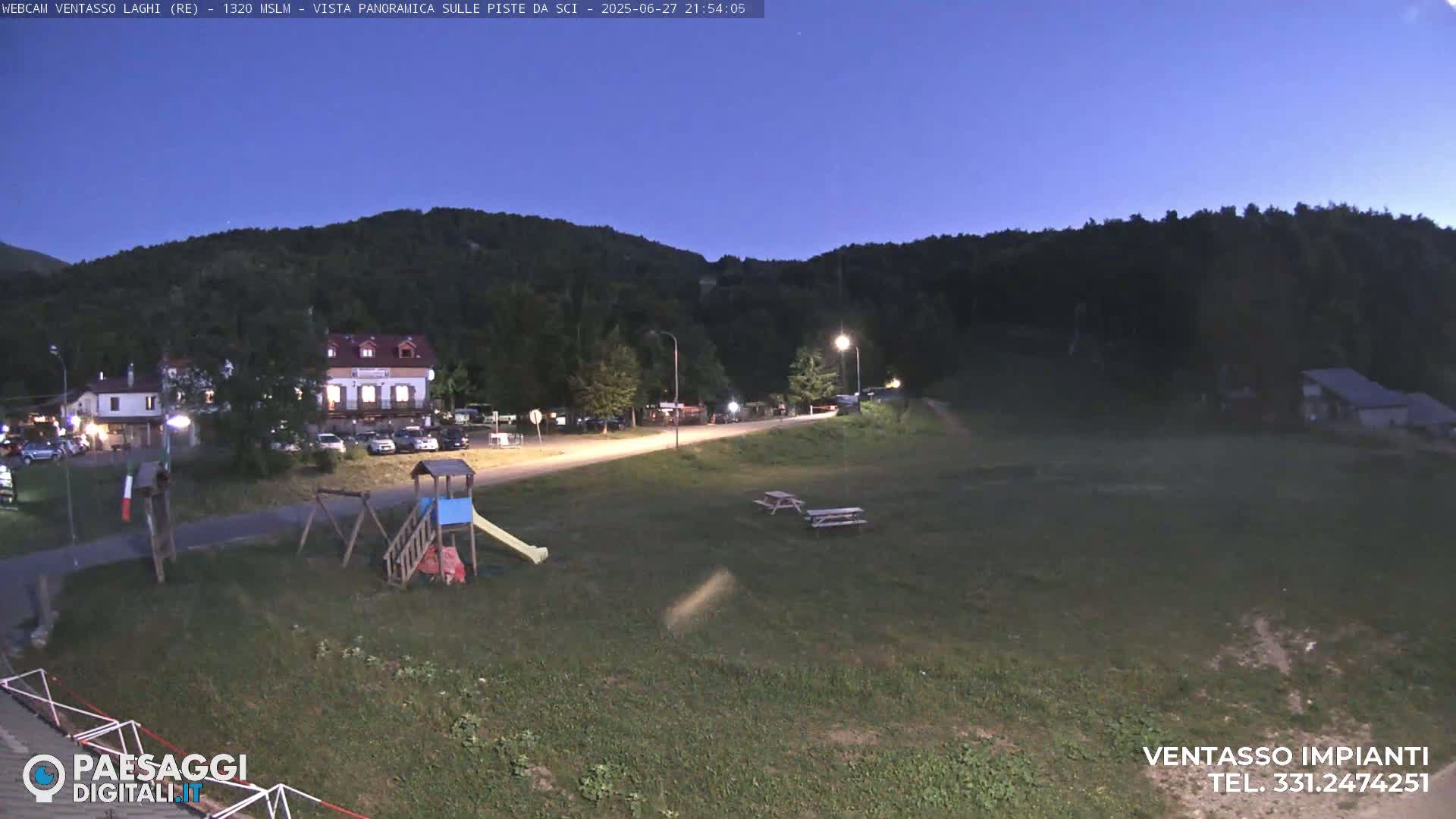 Mount Ventasso & Laghi (Lakes) Ski Slopes Live Cam - Reggio Emilia, Emilia-Romagna, Italy