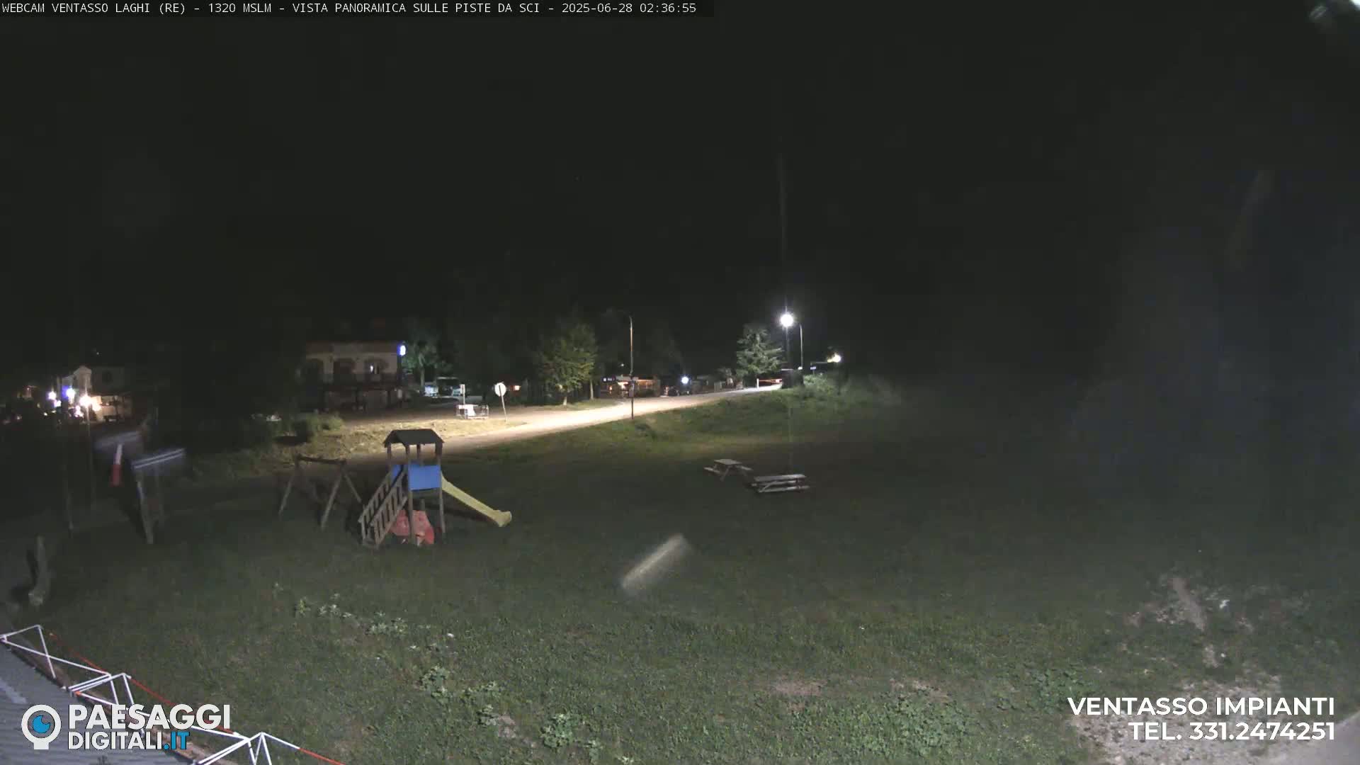 Mount Ventasso & Laghi (Lakes) Ski Slopes Live Cam - Reggio Emilia, Emilia-Romagna, Italy