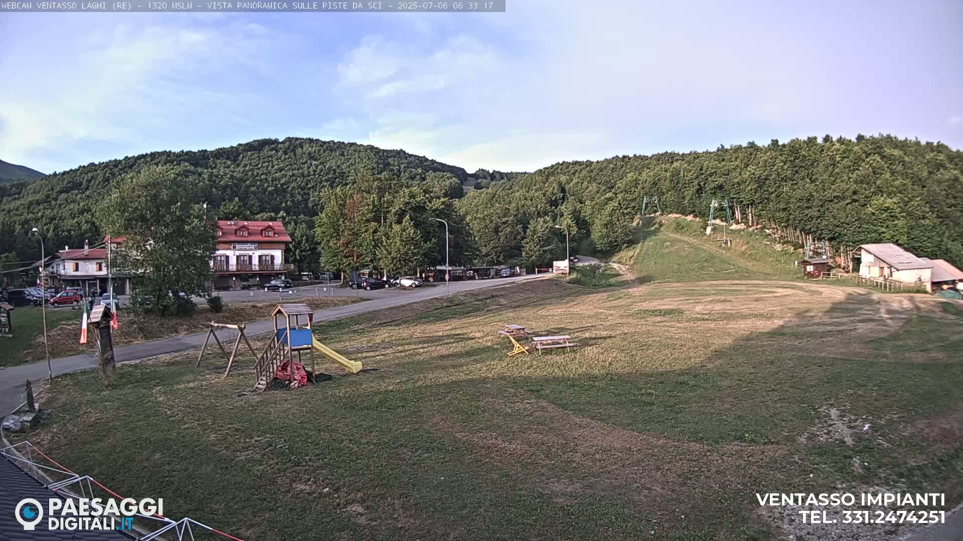 Mount Ventasso & Laghi (Lakes) Ski Slopes Live Cam - Reggio Emilia, Emilia-Romagna, Italy