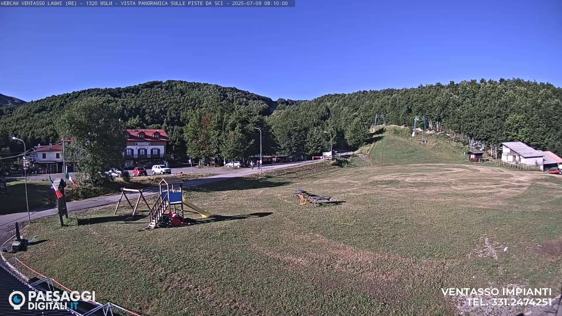 Mount Ventasso & Laghi (Lakes) Ski Slopes Live Cam - Reggio Emilia, Emilia-Romagna, Italy