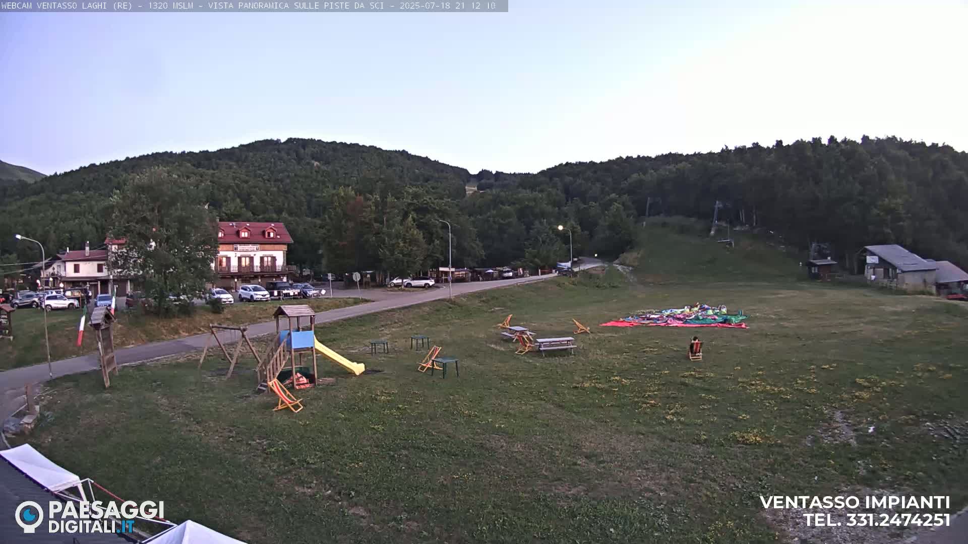 Mount Ventasso & Laghi (Lakes) Ski Slopes Live Cam - Reggio Emilia, Emilia-Romagna, Italy