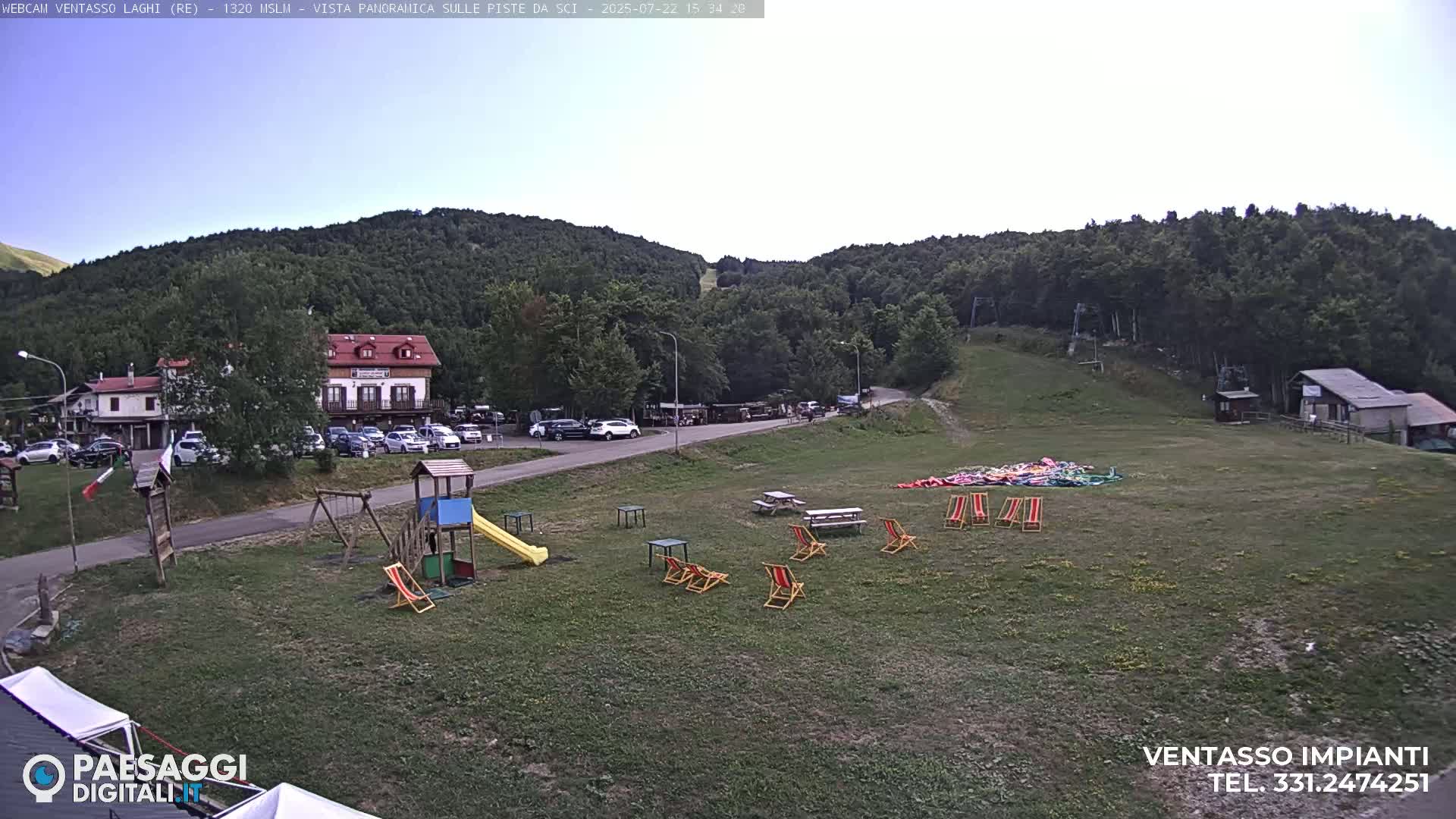 Mount Ventasso & Laghi (Lakes) Ski Slopes Live Cam - Reggio Emilia, Emilia-Romagna, Italy