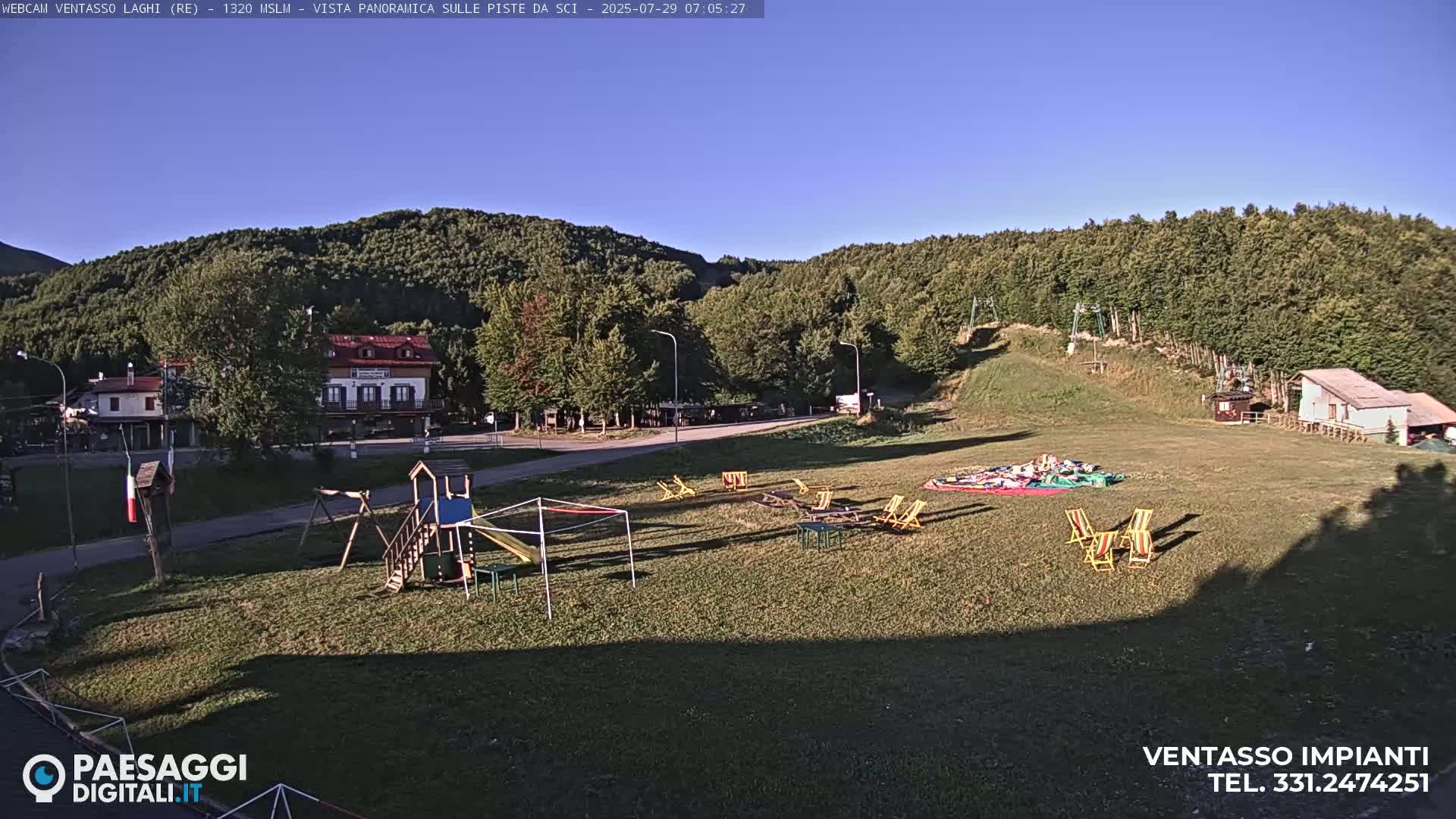 Mount Ventasso & Laghi (Lakes) Ski Slopes Live Cam - Reggio Emilia, Emilia-Romagna, Italy