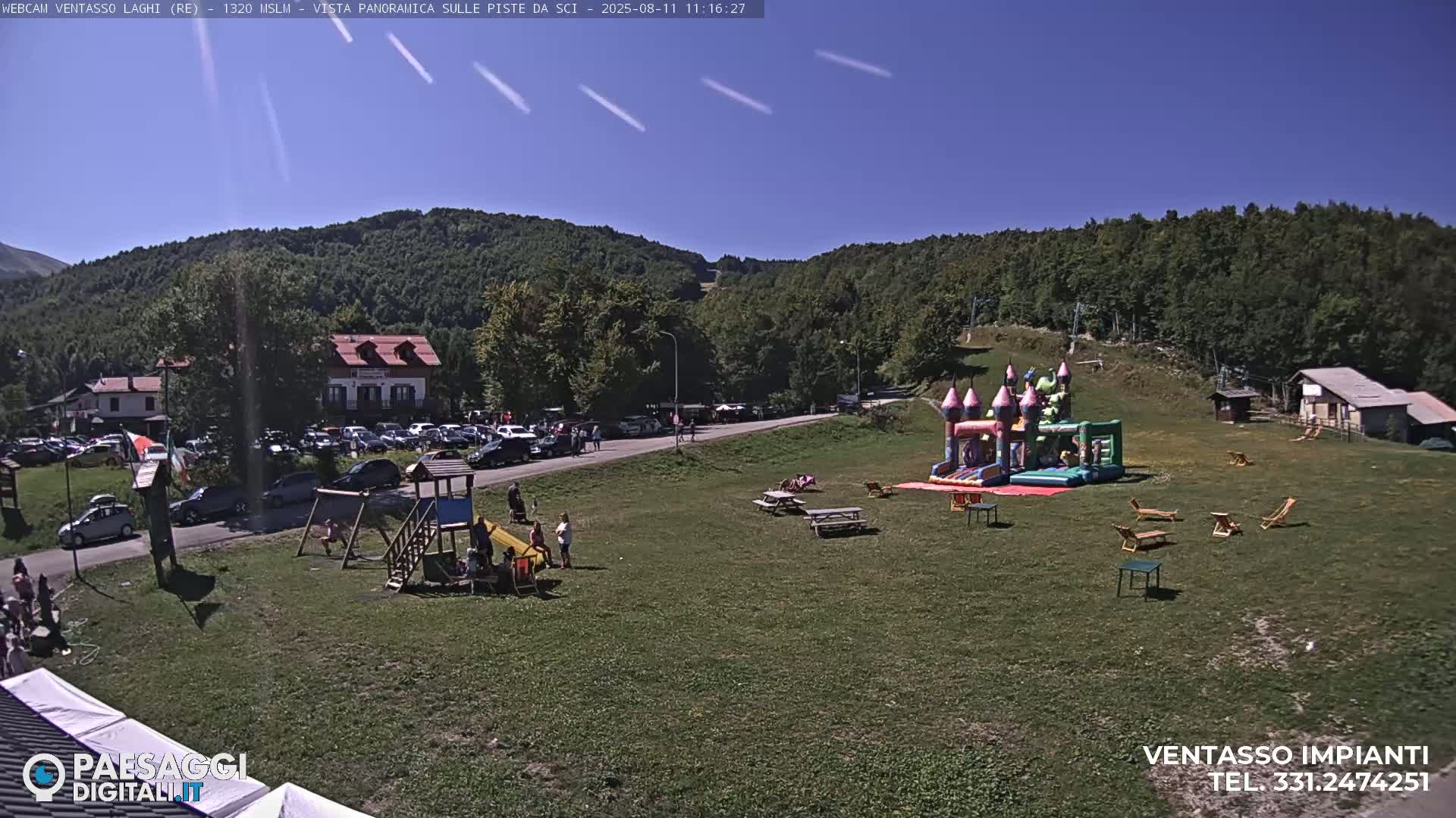 Mount Ventasso & Laghi (Lakes) Ski Slopes Live Cam - Reggio Emilia, Emilia-Romagna, Italy