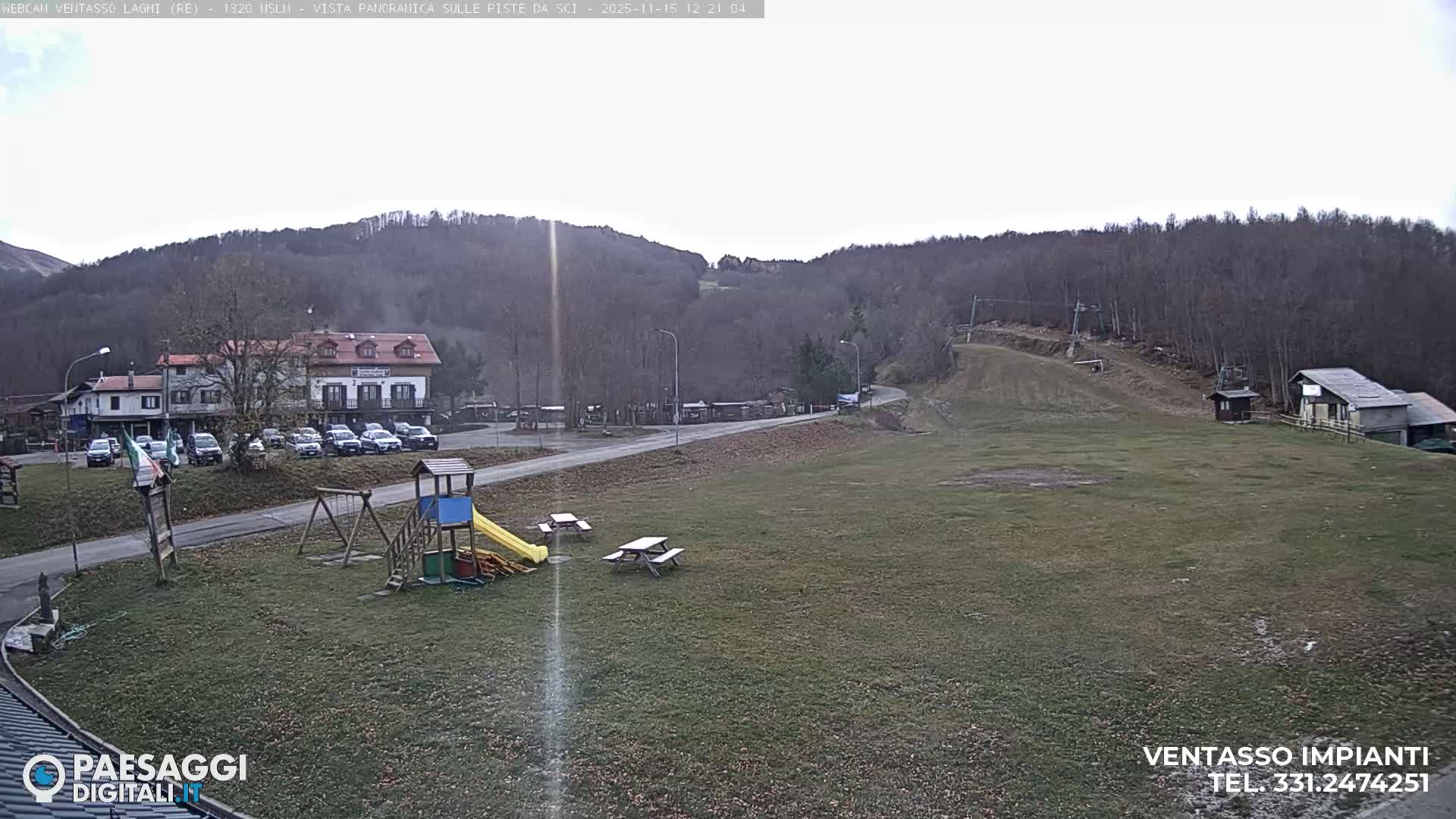 Mount Ventasso & Laghi (Lakes) Ski Slopes Live Cam - Reggio Emilia, Emilia-Romagna, Italy