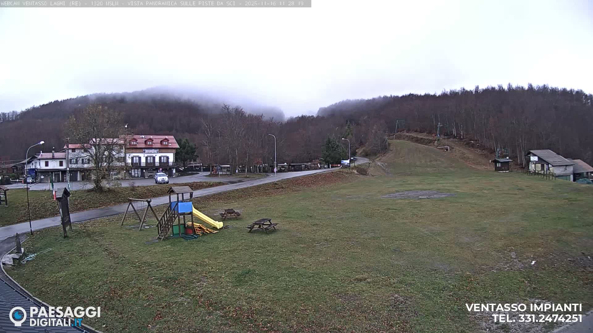 Mount Ventasso & Laghi (Lakes) Ski Slopes Live Cam - Reggio Emilia, Emilia-Romagna, Italy