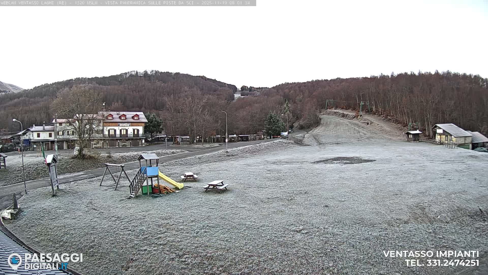 Mount Ventasso & Laghi (Lakes) Ski Slopes Live Cam - Reggio Emilia, Emilia-Romagna, Italy