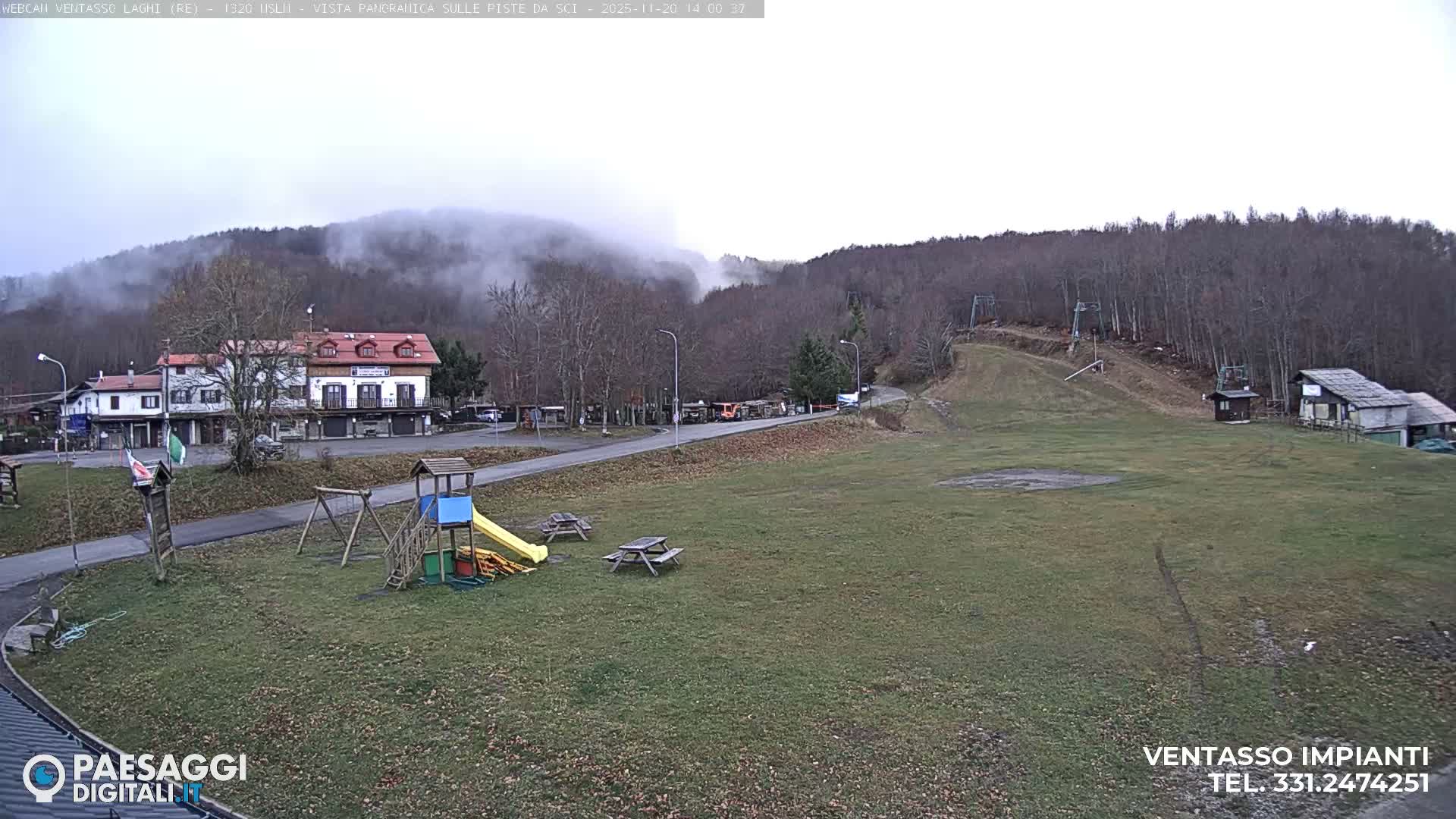 Mount Ventasso & Laghi (Lakes) Ski Slopes Live Cam - Reggio Emilia, Emilia-Romagna, Italy