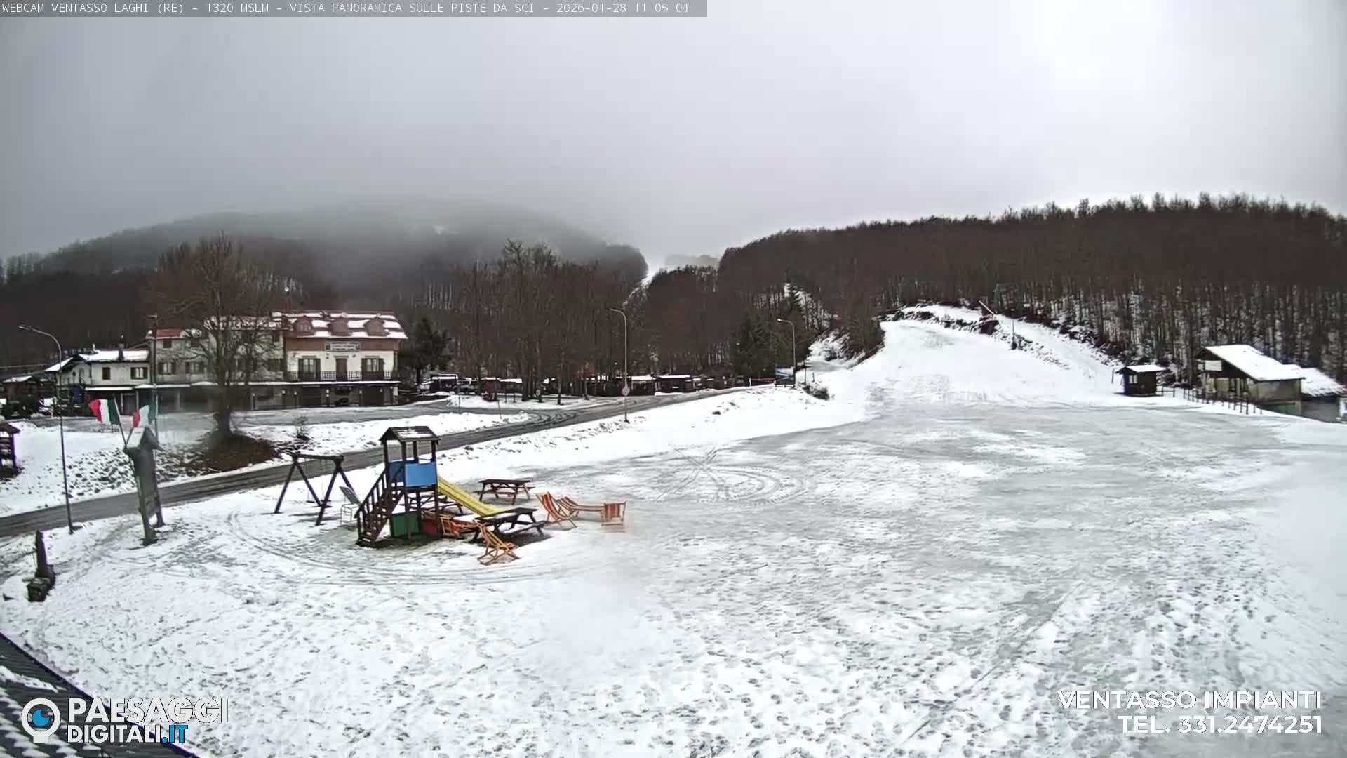 Mount Ventasso & Laghi (Lakes) Ski Slopes Live Cam - Reggio Emilia, Emilia-Romagna, Italy