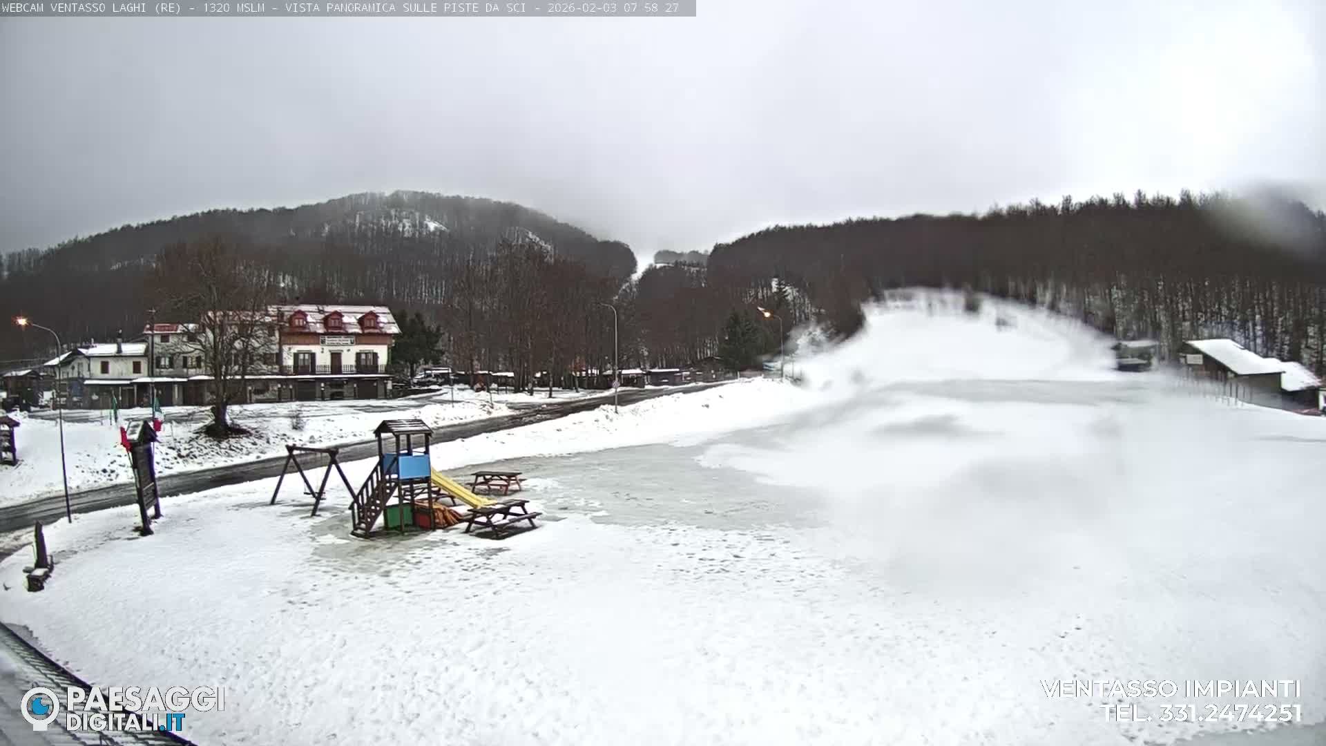 Mount Ventasso & Laghi (Lakes) Ski Slopes Live Cam - Reggio Emilia, Emilia-Romagna, Italy