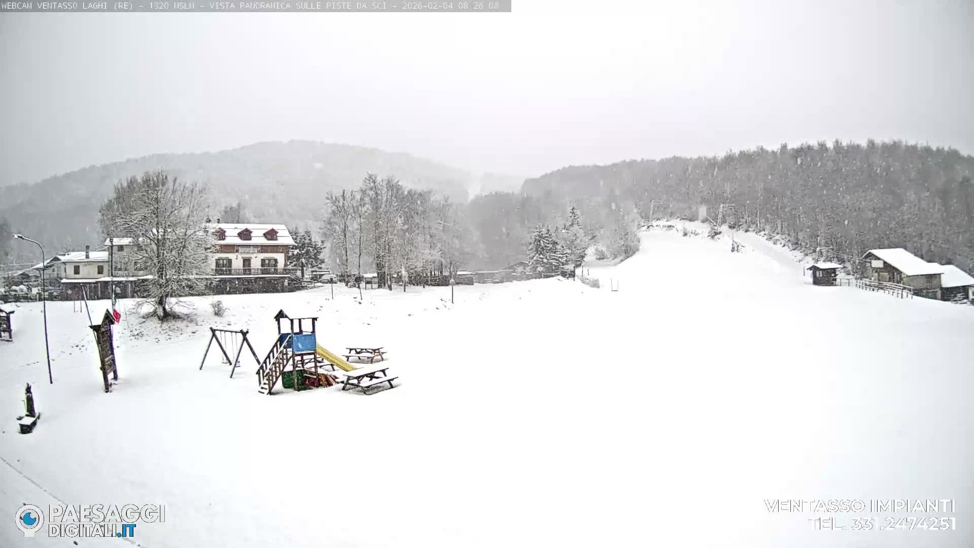 Mount Ventasso & Laghi (Lakes) Ski Slopes Live Cam - Reggio Emilia, Emilia-Romagna, Italy
