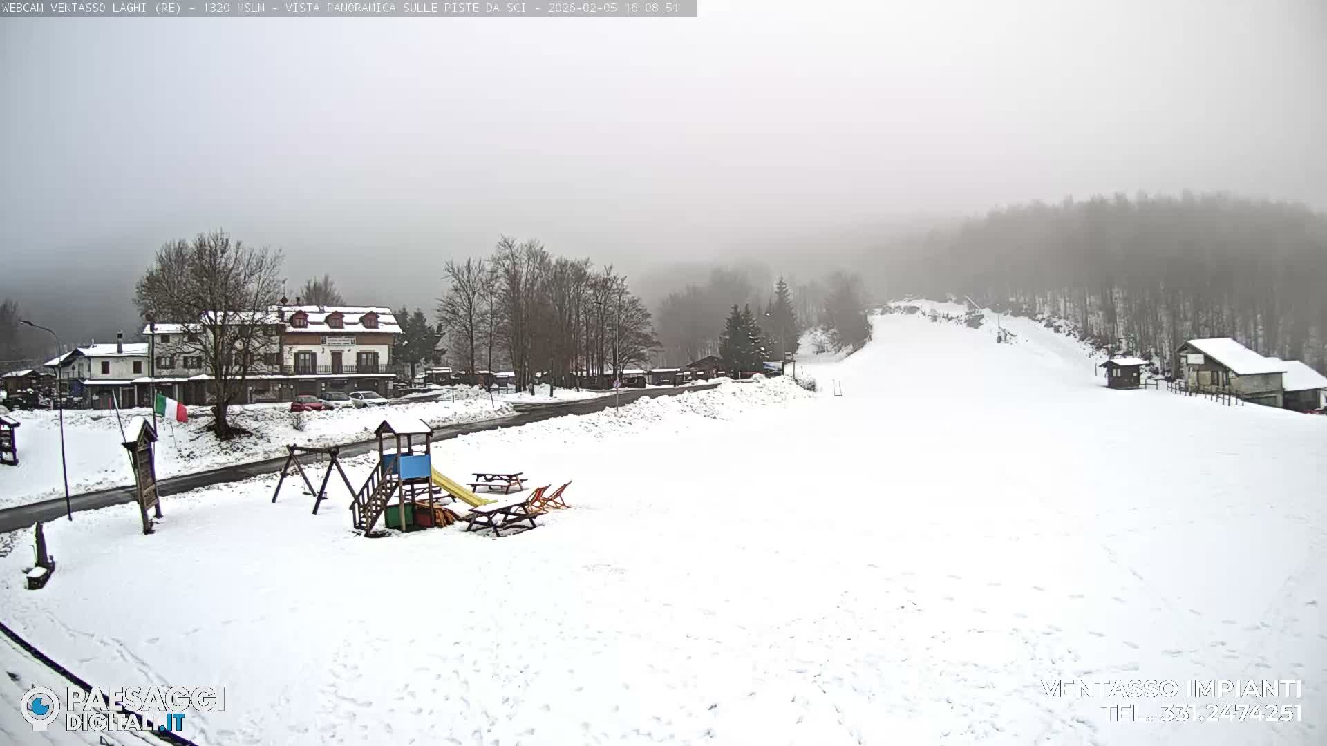 Mount Ventasso & Laghi (Lakes) Ski Slopes Live Cam - Reggio Emilia, Emilia-Romagna, Italy