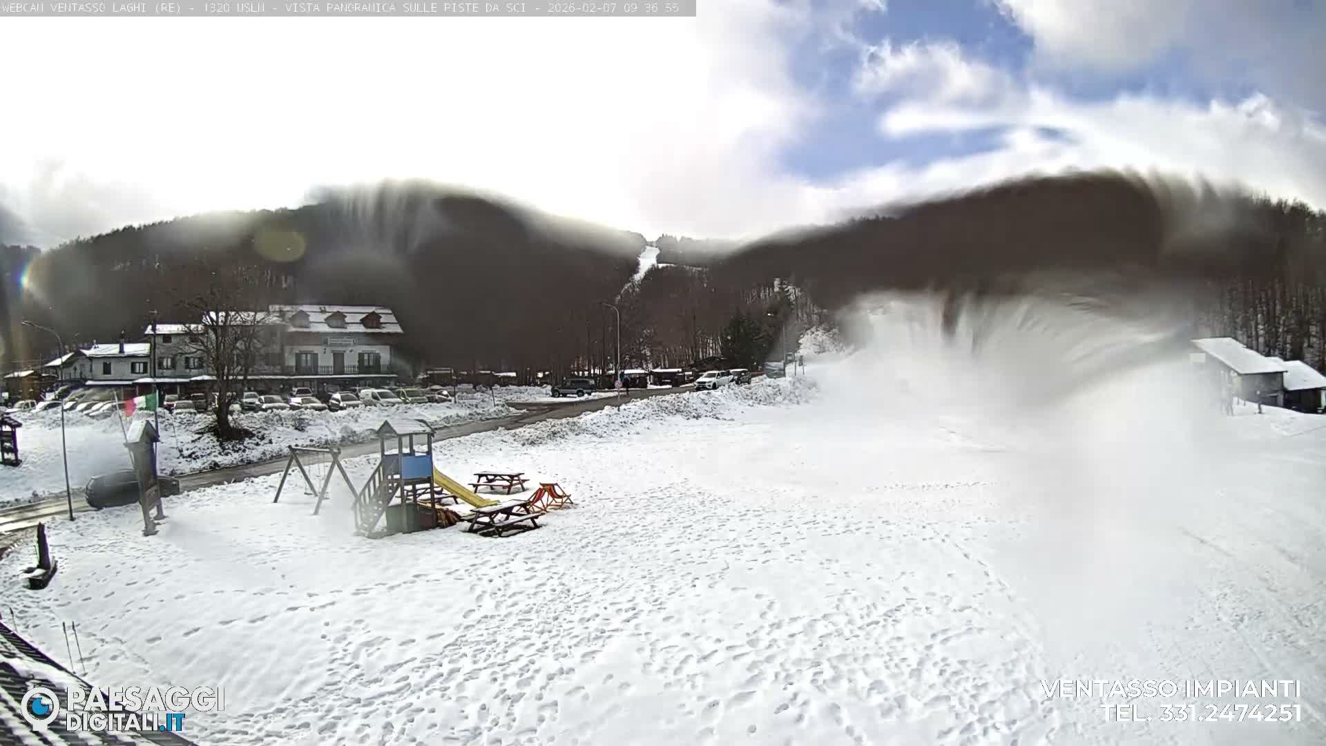 Mount Ventasso & Laghi (Lakes) Ski Slopes Live Cam - Reggio Emilia, Emilia-Romagna, Italy
