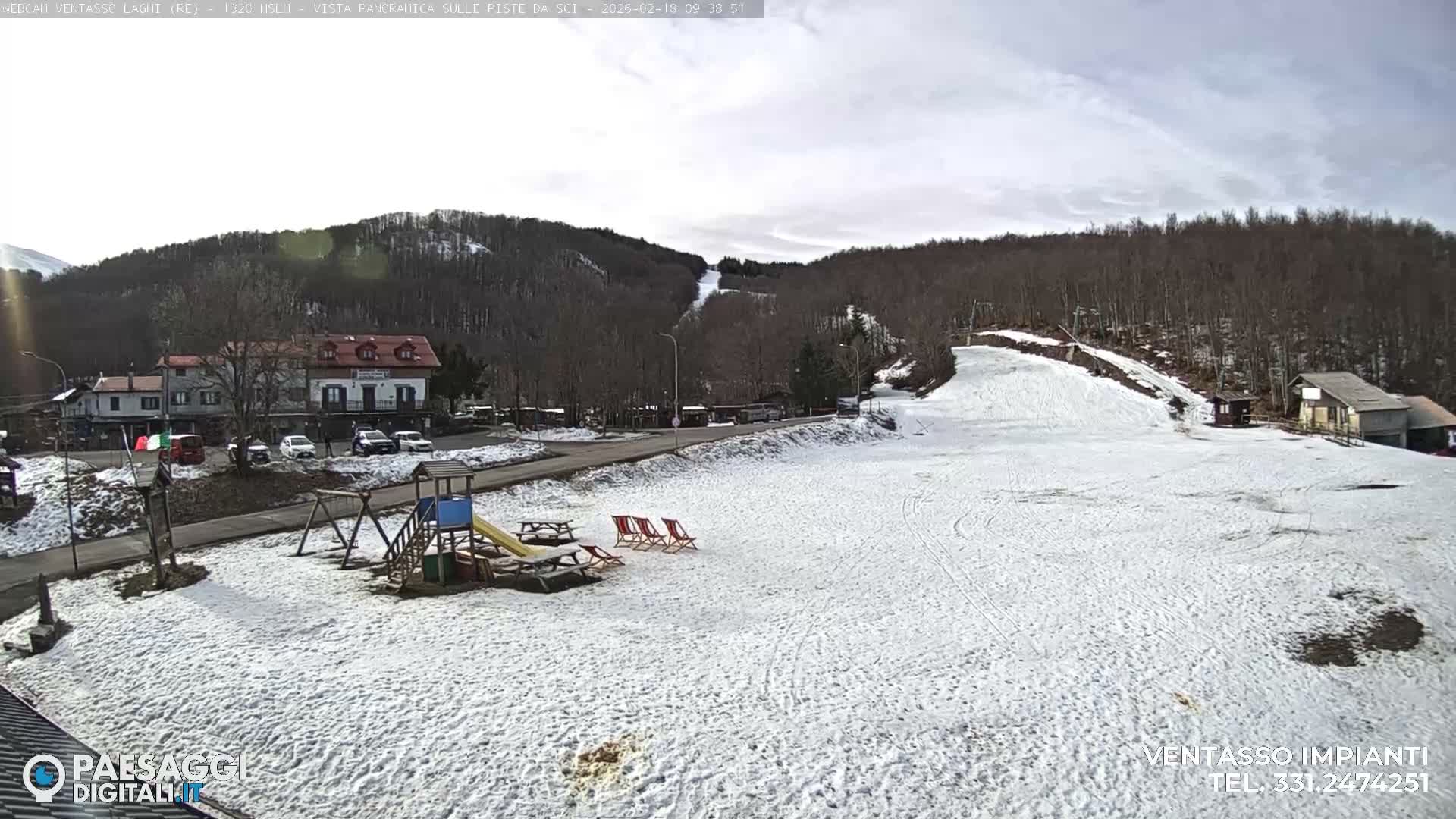Mount Ventasso & Laghi (Lakes) Ski Slopes Live Cam - Reggio Emilia, Emilia-Romagna, Italy