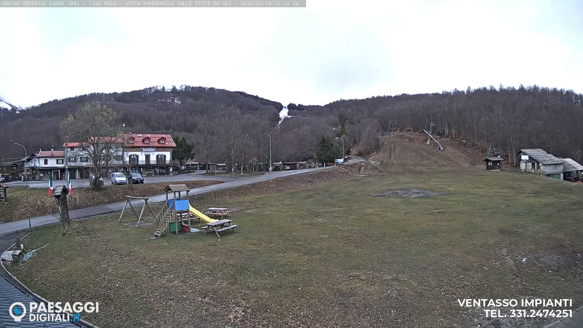 Mount Ventasso & Laghi (Lakes) Ski Slopes Live Cam - Reggio Emilia, Emilia-Romagna, Italy