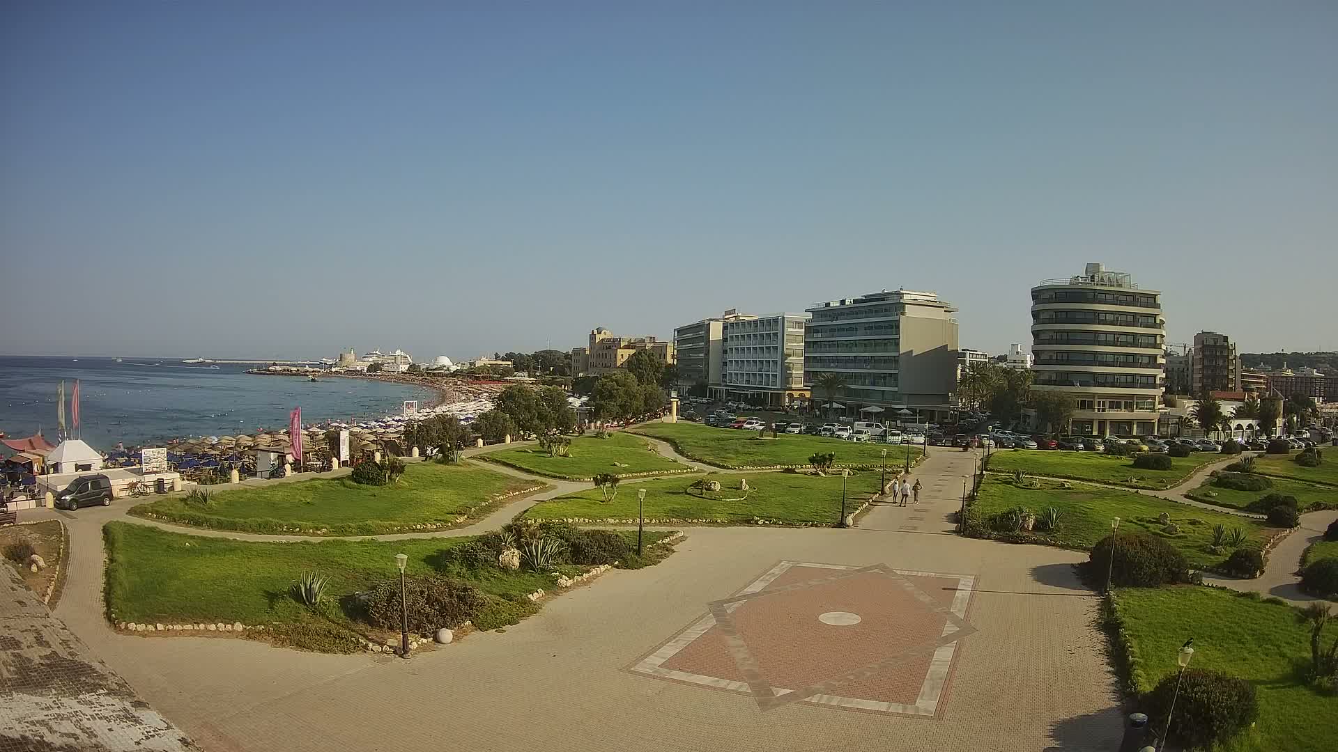 Rhodes, Paralia Enidriou Beach & Platia Enidriou Plaza Live Cam - Elli Beach, Rhodes (Ródos), Dodacanese, South Aegean (Periféreia Notíou Aigaíou), Greece