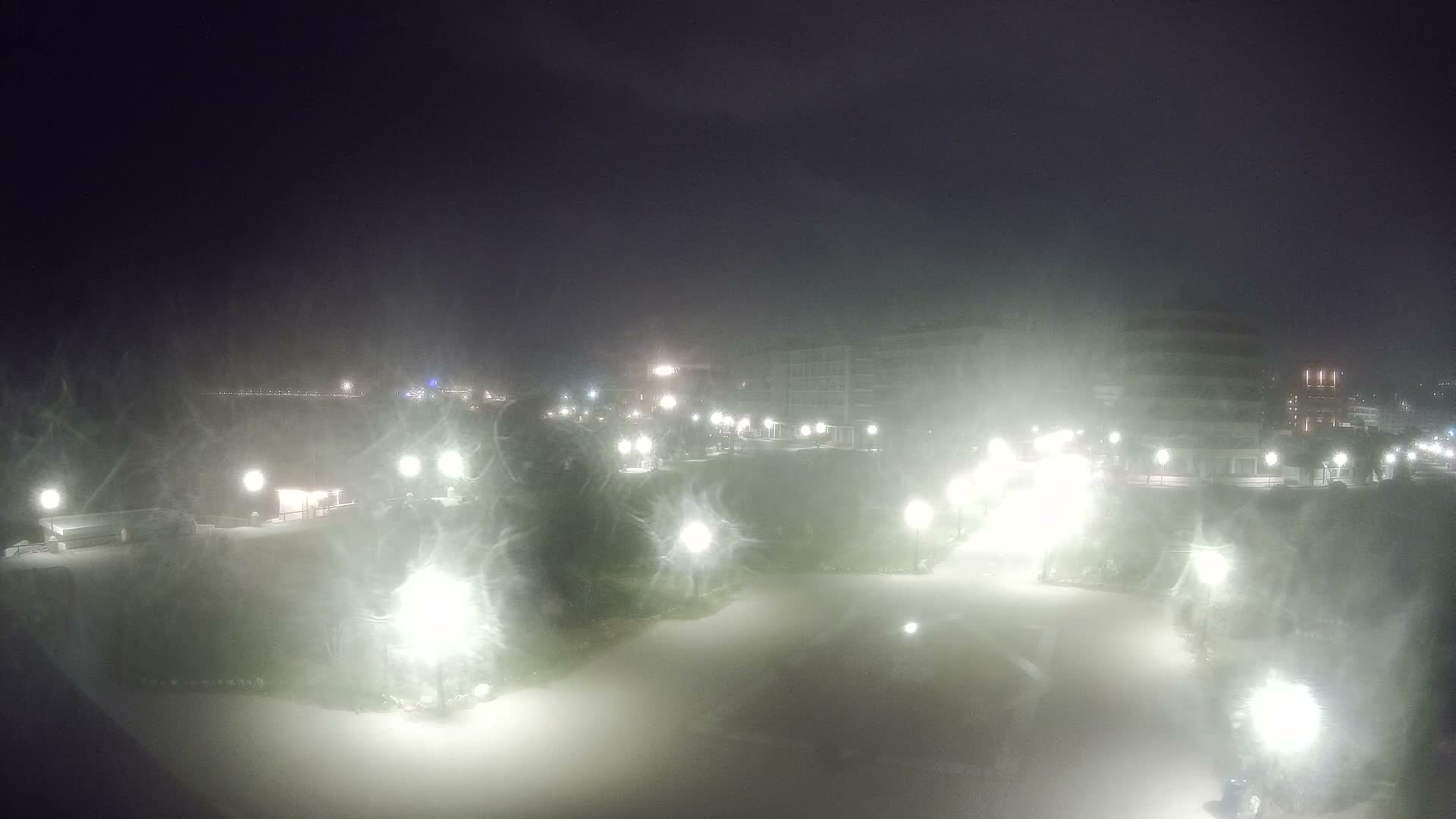 Rhodes, Paralia Enidriou Beach & Platia Enidriou Plaza Live Cam - Elli Beach, Rhodes (Ródos), Dodacanese, South Aegean (Periféreia Notíou Aigaíou), Greece