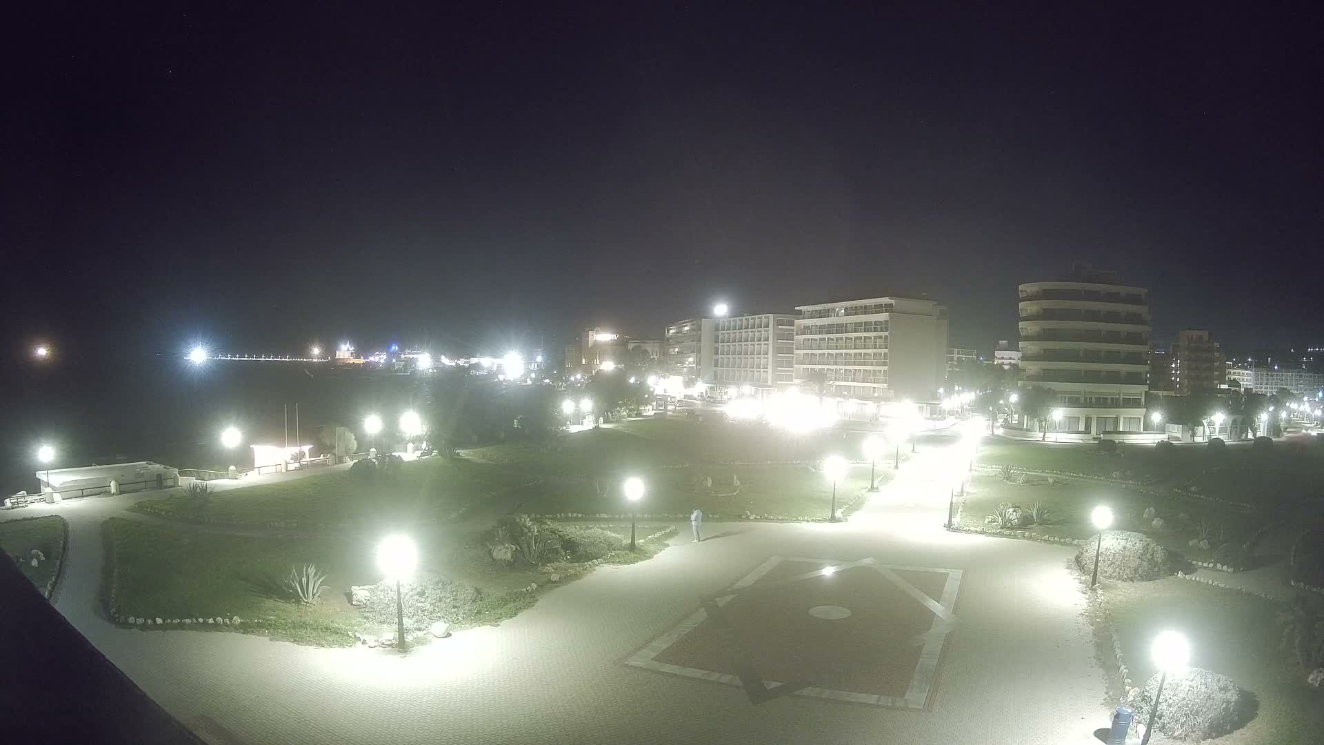 Rhodes, Paralia Enidriou Beach & Platia Enidriou Plaza Live Cam - Elli Beach, Rhodes (Ródos), Dodacanese, South Aegean (Periféreia Notíou Aigaíou), Greece