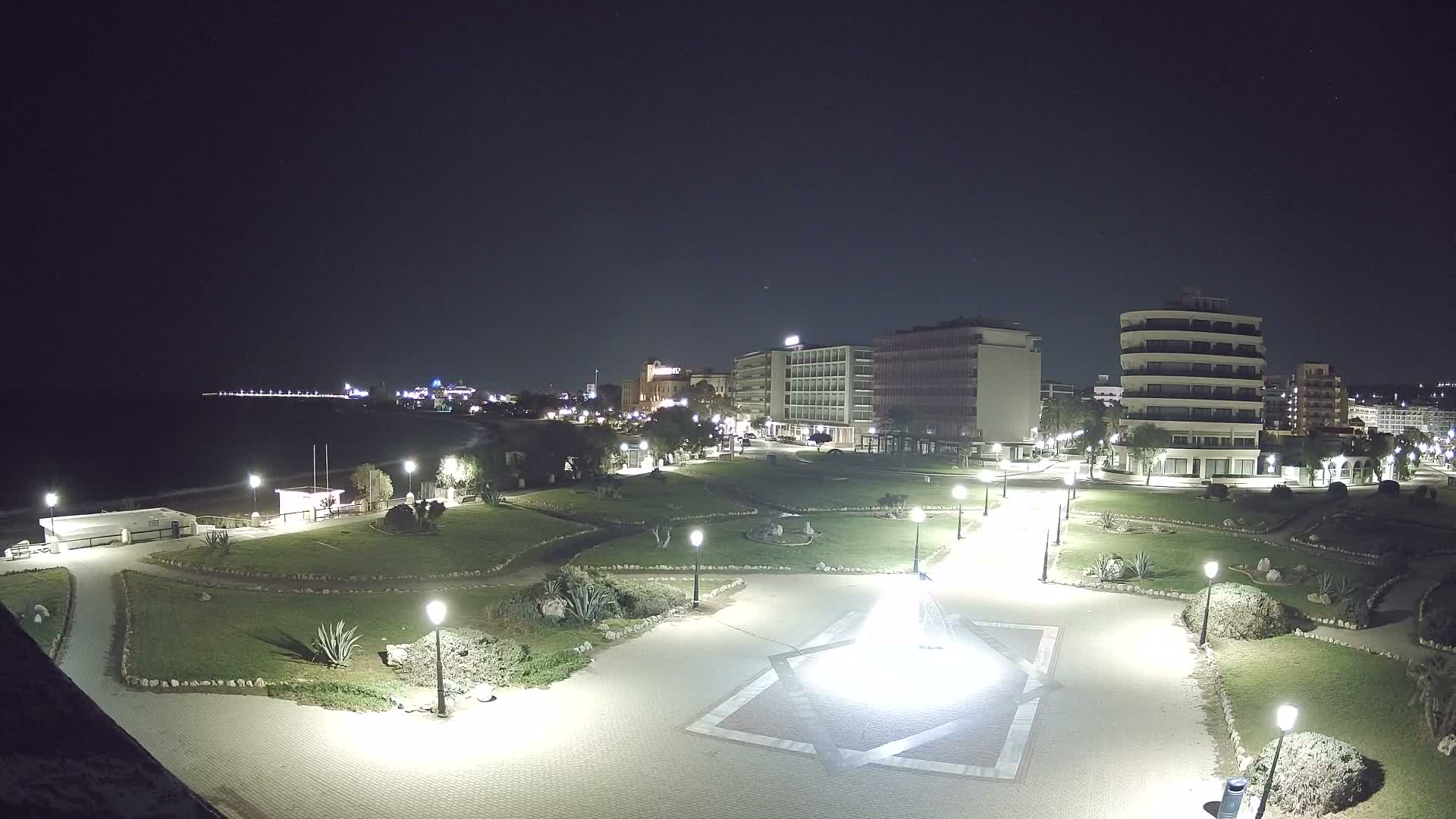 Rhodes, Paralia Enidriou Beach & Platia Enidriou Plaza Live Cam - Elli Beach, Rhodes (Ródos), Dodacanese, South Aegean (Periféreia Notíou Aigaíou), Greece