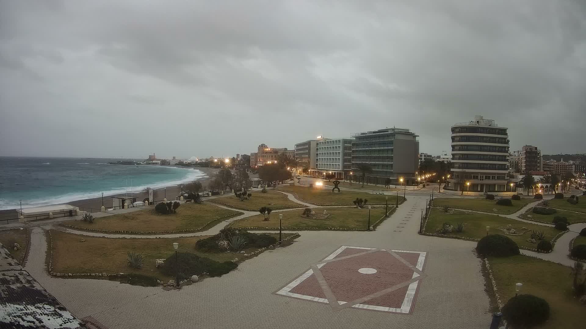 Rhodes, Paralia Enidriou Beach & Platia Enidriou Plaza Live Cam - Elli Beach, Rhodes (Ródos), Dodacanese, South Aegean (Periféreia Notíou Aigaíou), Greece