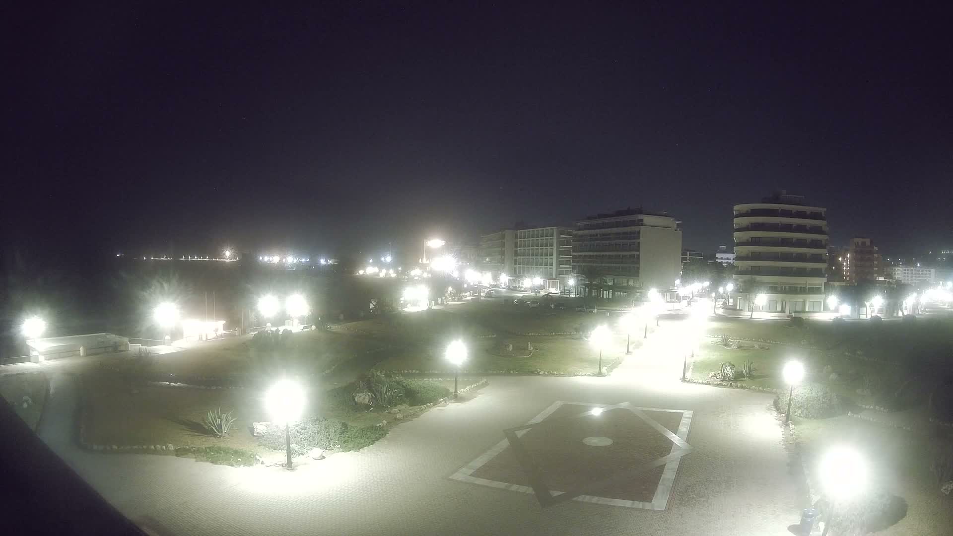 Rhodes, Paralia Enidriou Beach & Platia Enidriou Plaza Live Cam - Elli Beach, Rhodes (Ródos), Dodacanese, South Aegean (Periféreia Notíou Aigaíou), Greece