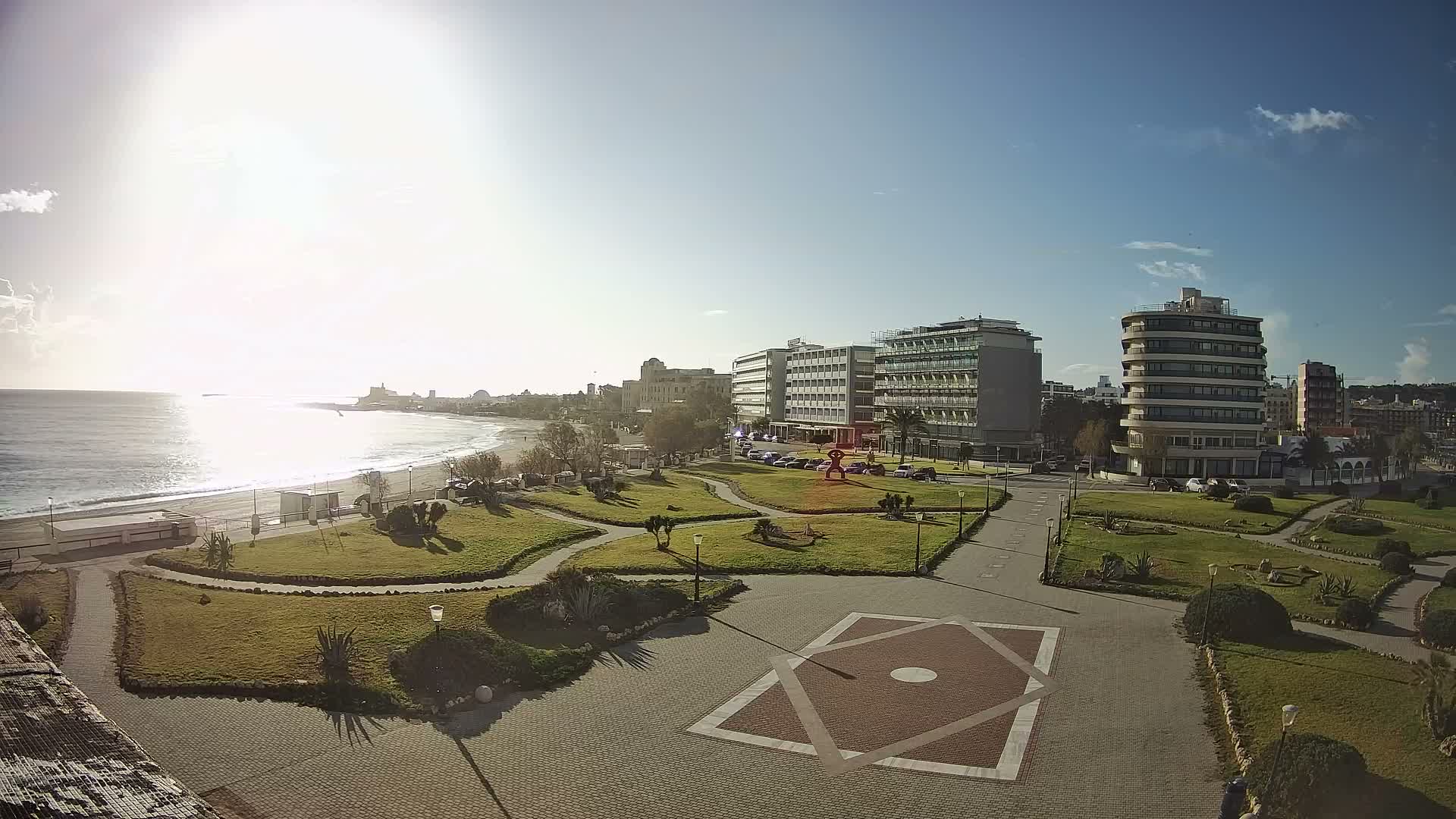 Rhodes, Paralia Enidriou Beach & Platia Enidriou Plaza Live Cam - Elli Beach, Rhodes (Ródos), Dodacanese, South Aegean (Periféreia Notíou Aigaíou), Greece
