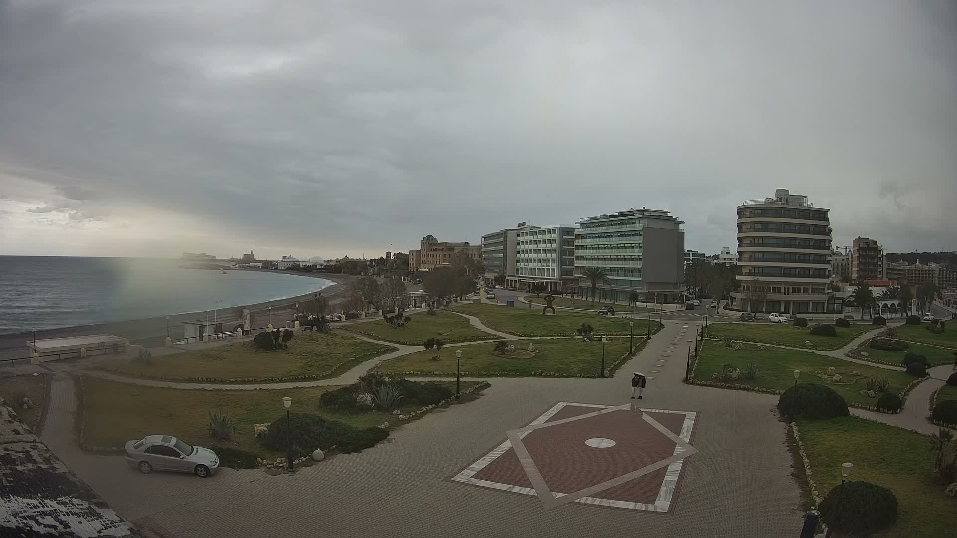 Rhodes, Paralia Enidriou Beach & Platia Enidriou Plaza Live Cam - Elli Beach, Rhodes (Ródos), Dodacanese, South Aegean (Periféreia Notíou Aigaíou), Greece