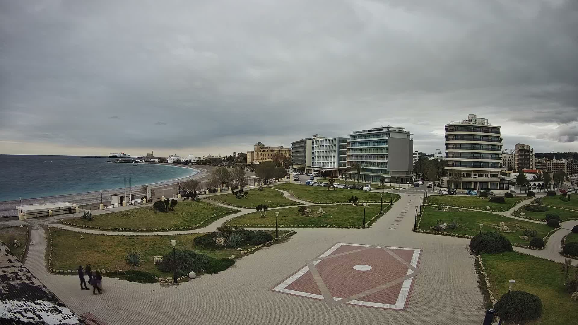 Rhodes, Paralia Enidriou Beach & Platia Enidriou Plaza Live Cam - Elli Beach, Rhodes (Ródos), Dodacanese, South Aegean (Periféreia Notíou Aigaíou), Greece
