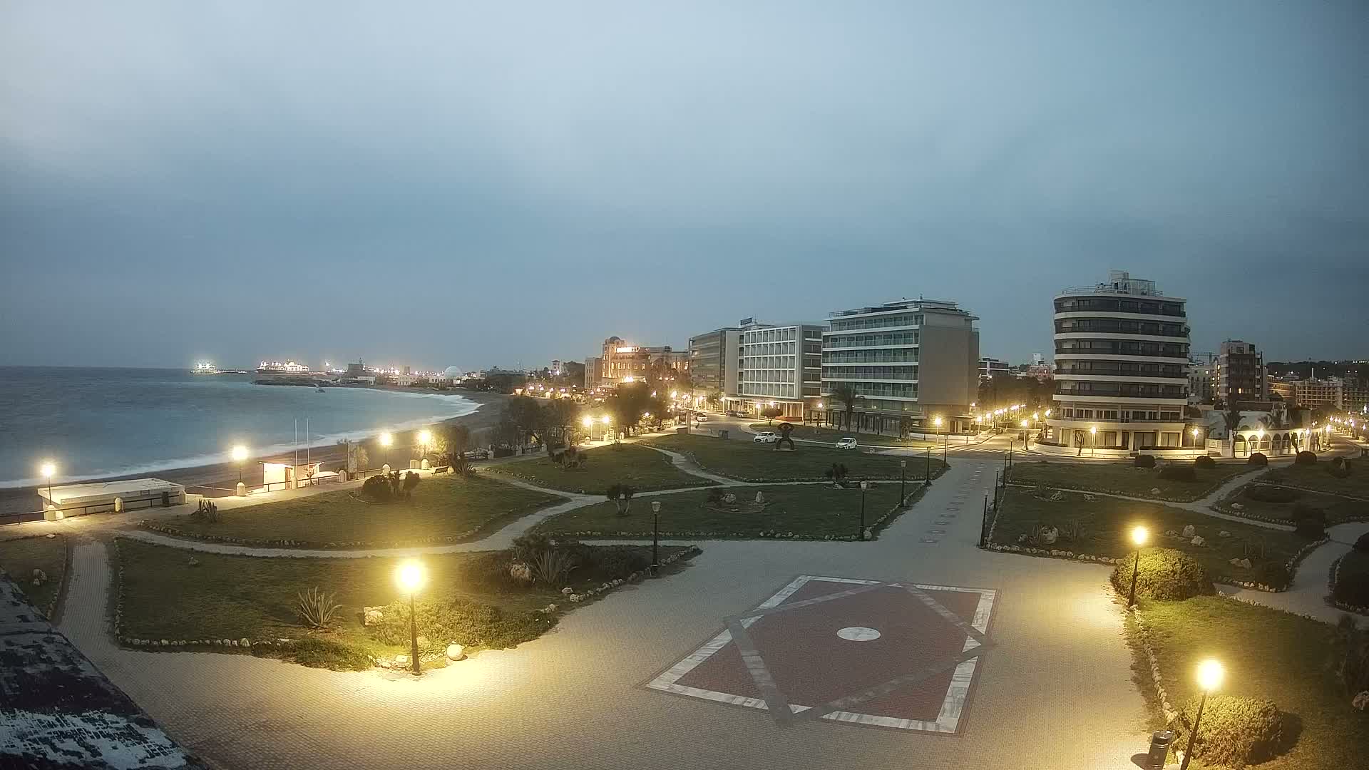 Rhodes, Paralia Enidriou Beach & Platia Enidriou Plaza Live Cam - Elli Beach, Rhodes (Ródos), Dodacanese, South Aegean (Periféreia Notíou Aigaíou), Greece
