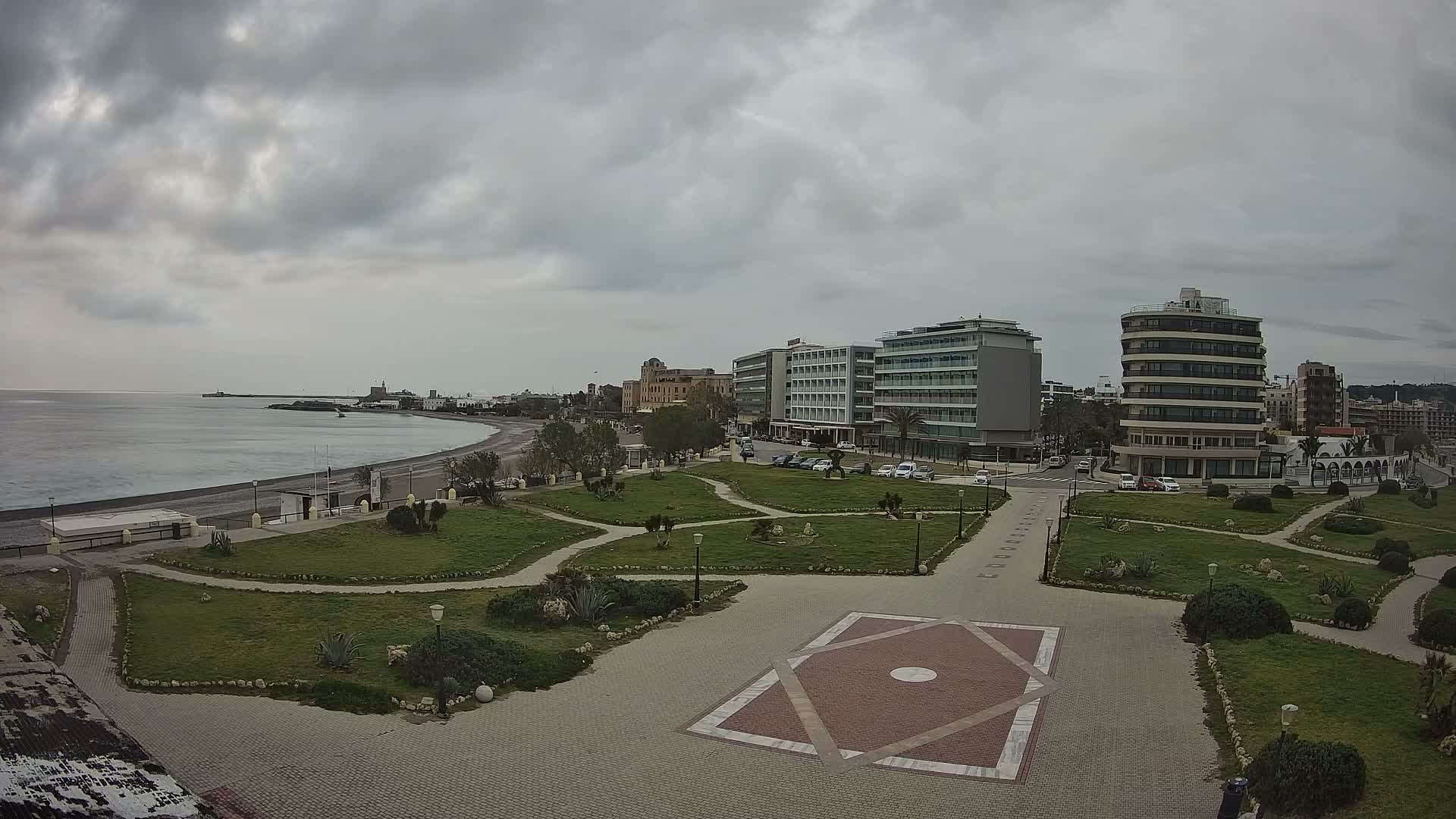 Rhodes, Paralia Enidriou Beach & Platia Enidriou Plaza Live Cam - Elli Beach, Rhodes (Ródos), Dodacanese, South Aegean (Periféreia Notíou Aigaíou), Greece