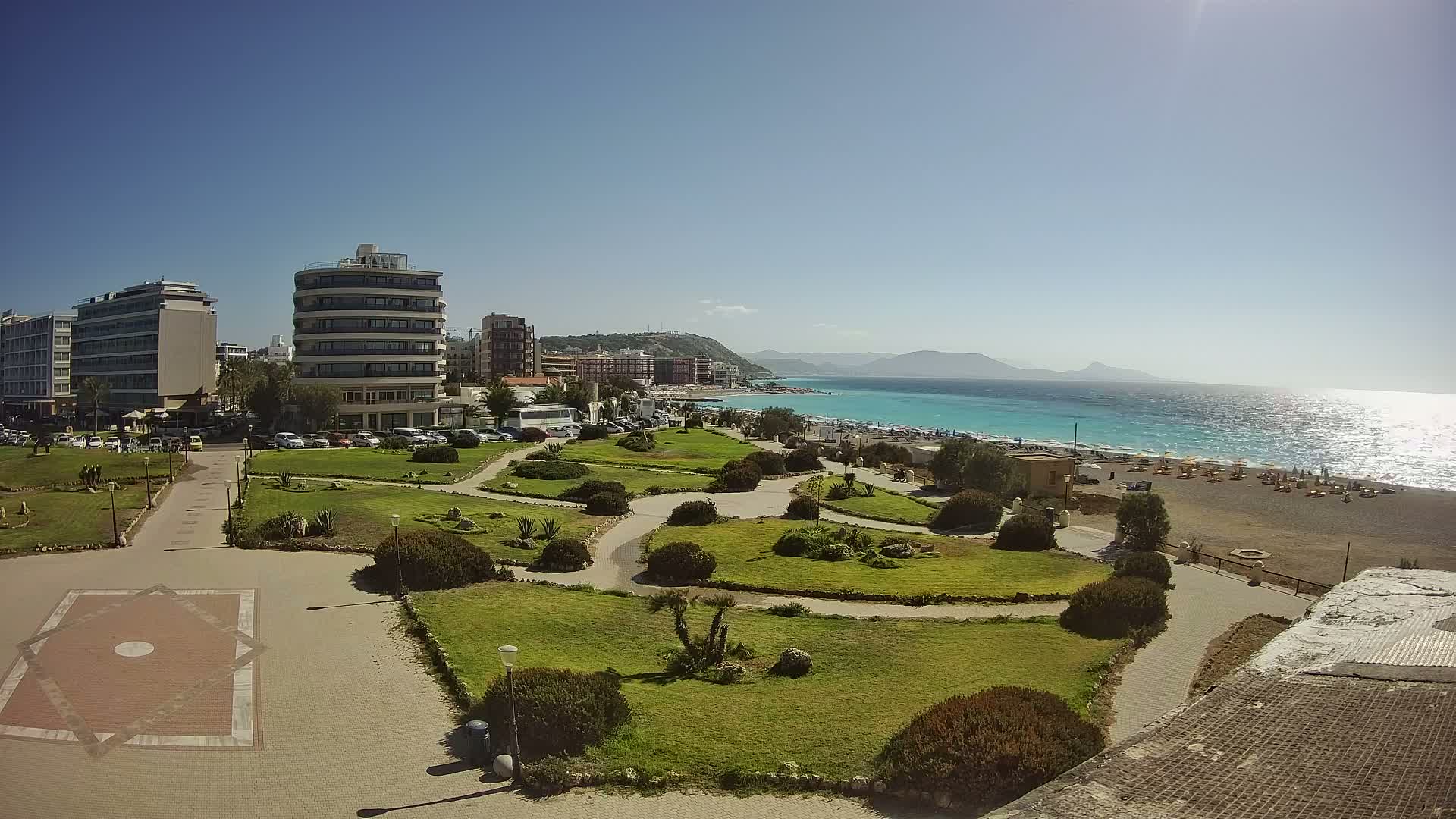 Rhodes, Paralia Elli Beach & Platia Enidriou Plaza Live Cam - Elli Beach, Rhodes (Ródos), Dodacanese, South Aegean (Periféreia Notíou Aigaíou), Greece