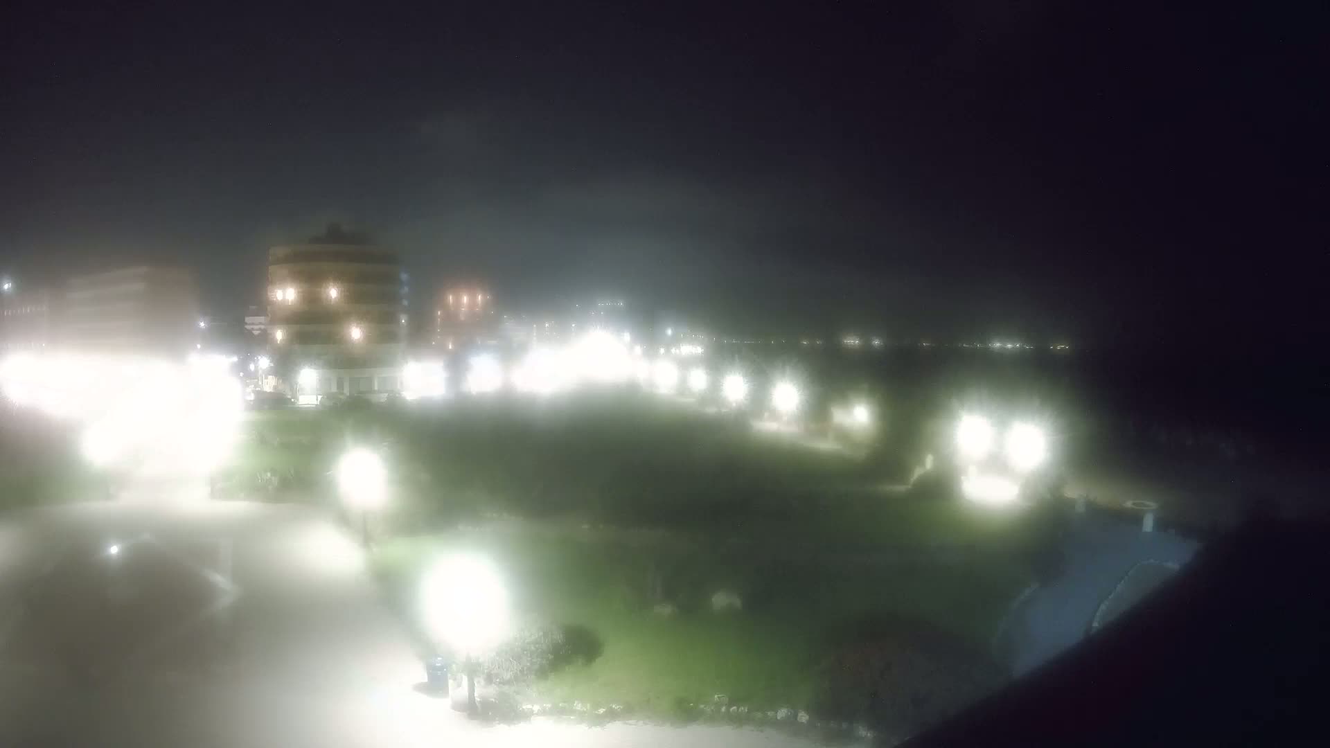 Rhodes, Paralia Elli Beach & Platia Enidriou Plaza Live Cam - Elli Beach, Rhodes (Ródos), Dodacanese, South Aegean (Periféreia Notíou Aigaíou), Greece