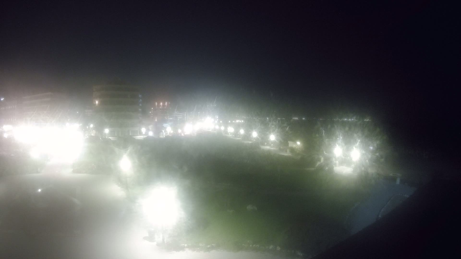 Rhodes, Paralia Elli Beach & Platia Enidriou Plaza Live Cam - Elli Beach, Rhodes (Ródos), Dodacanese, South Aegean (Periféreia Notíou Aigaíou), Greece