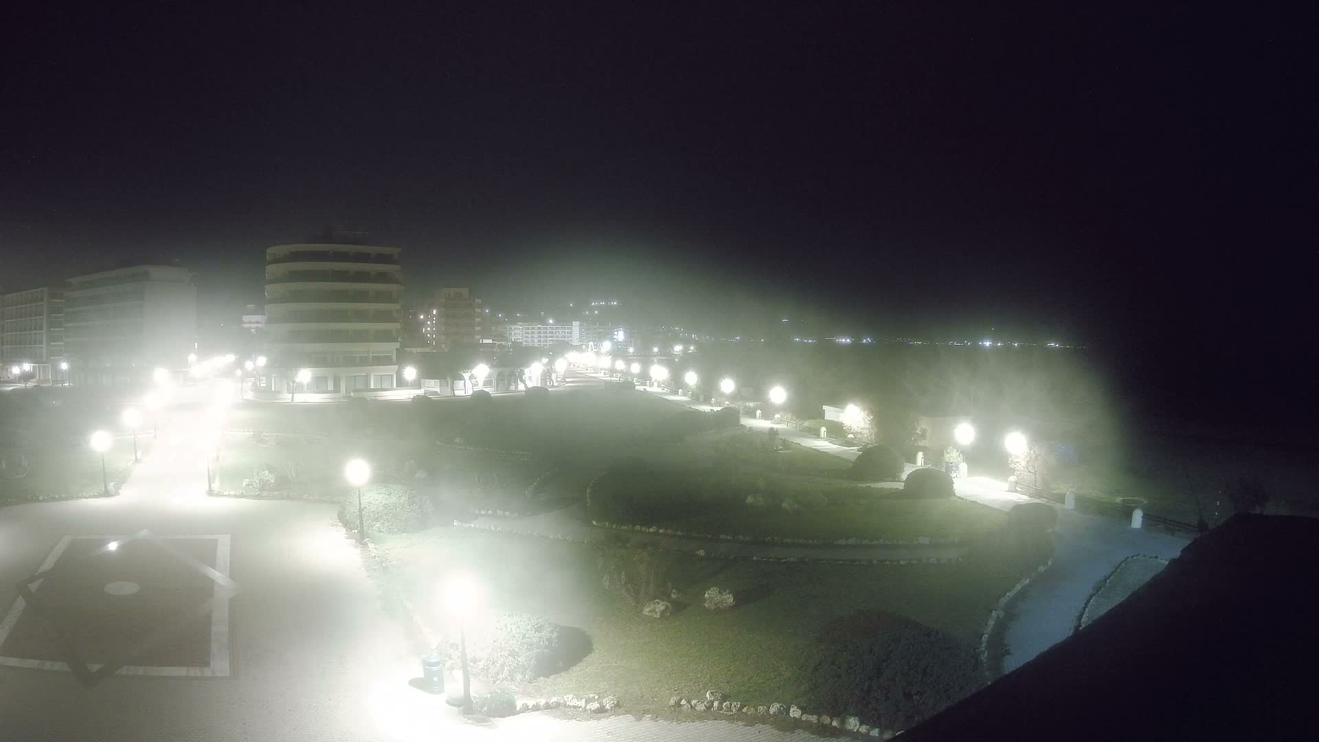 Rhodes, Paralia Elli Beach & Platia Enidriou Plaza Live Cam - Elli Beach, Rhodes (Ródos), Dodacanese, South Aegean (Periféreia Notíou Aigaíou), Greece
